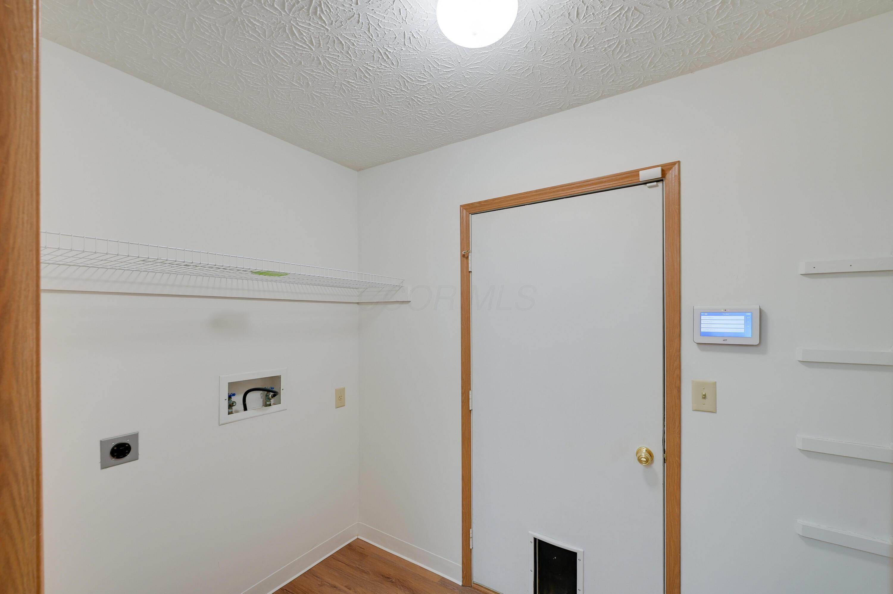 5566 Parkshire Drive