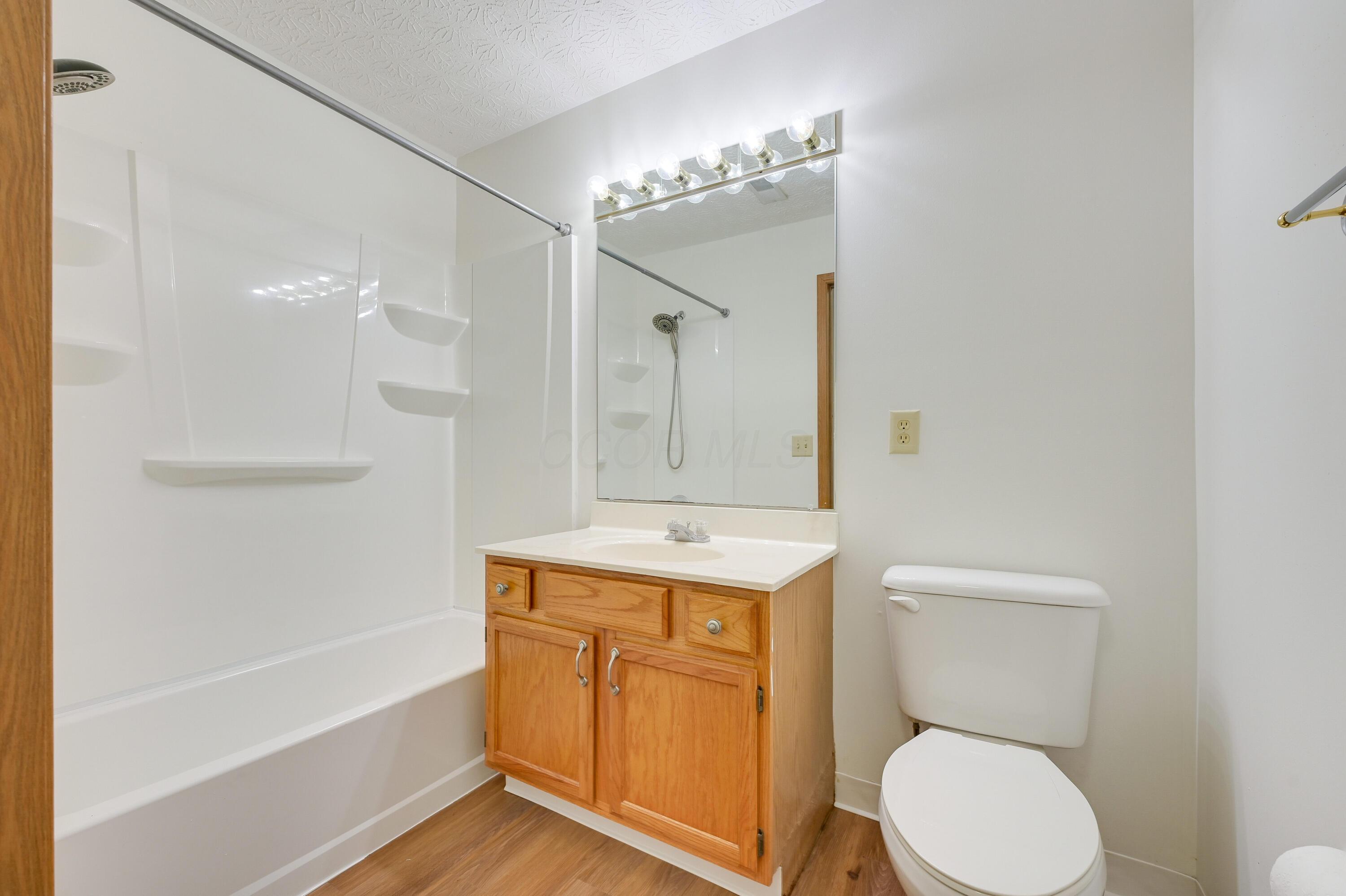 5566 Parkshire Drive