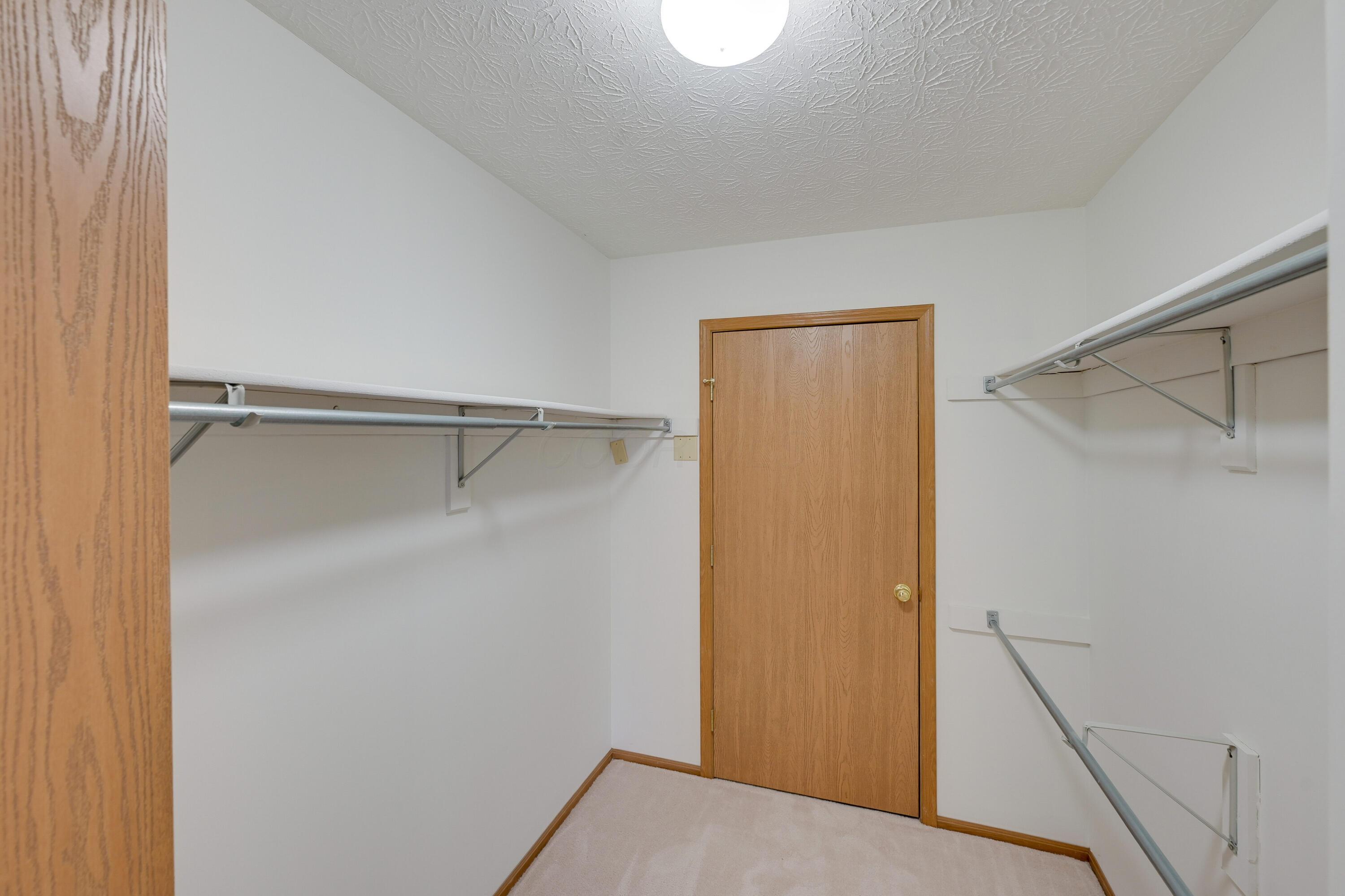 5566 Parkshire Drive