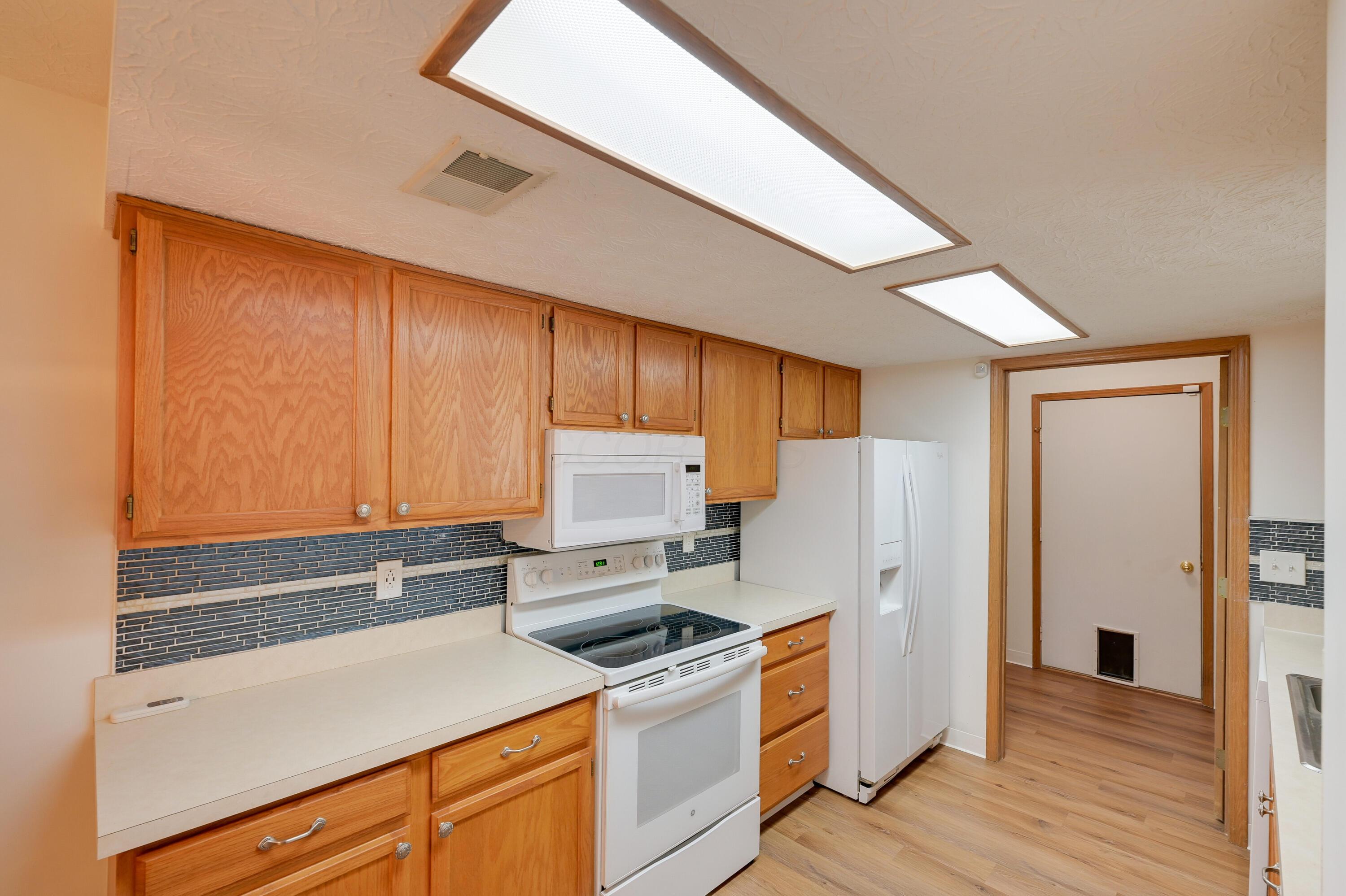 5566 Parkshire Drive