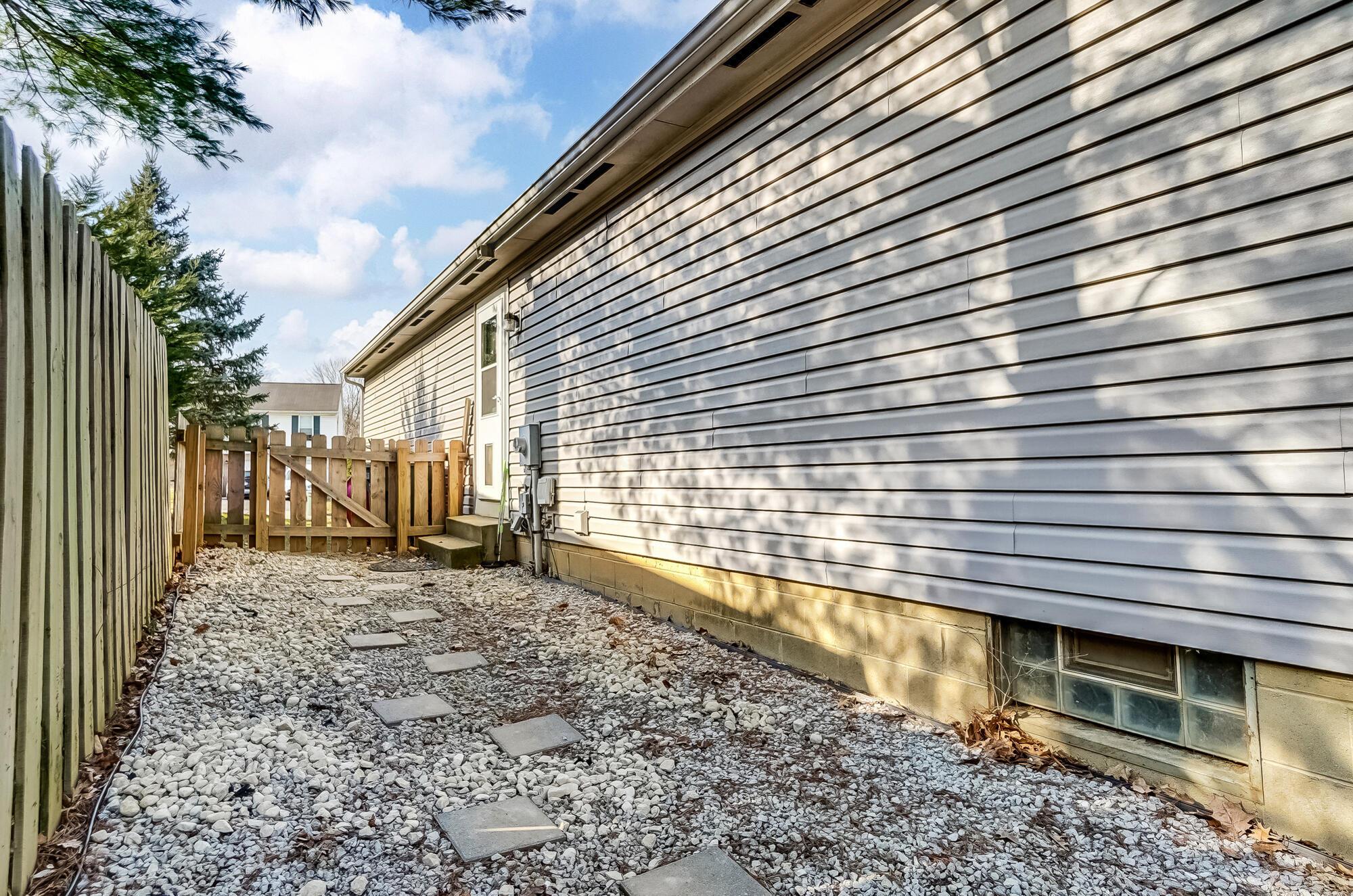3231 Medoma Drive