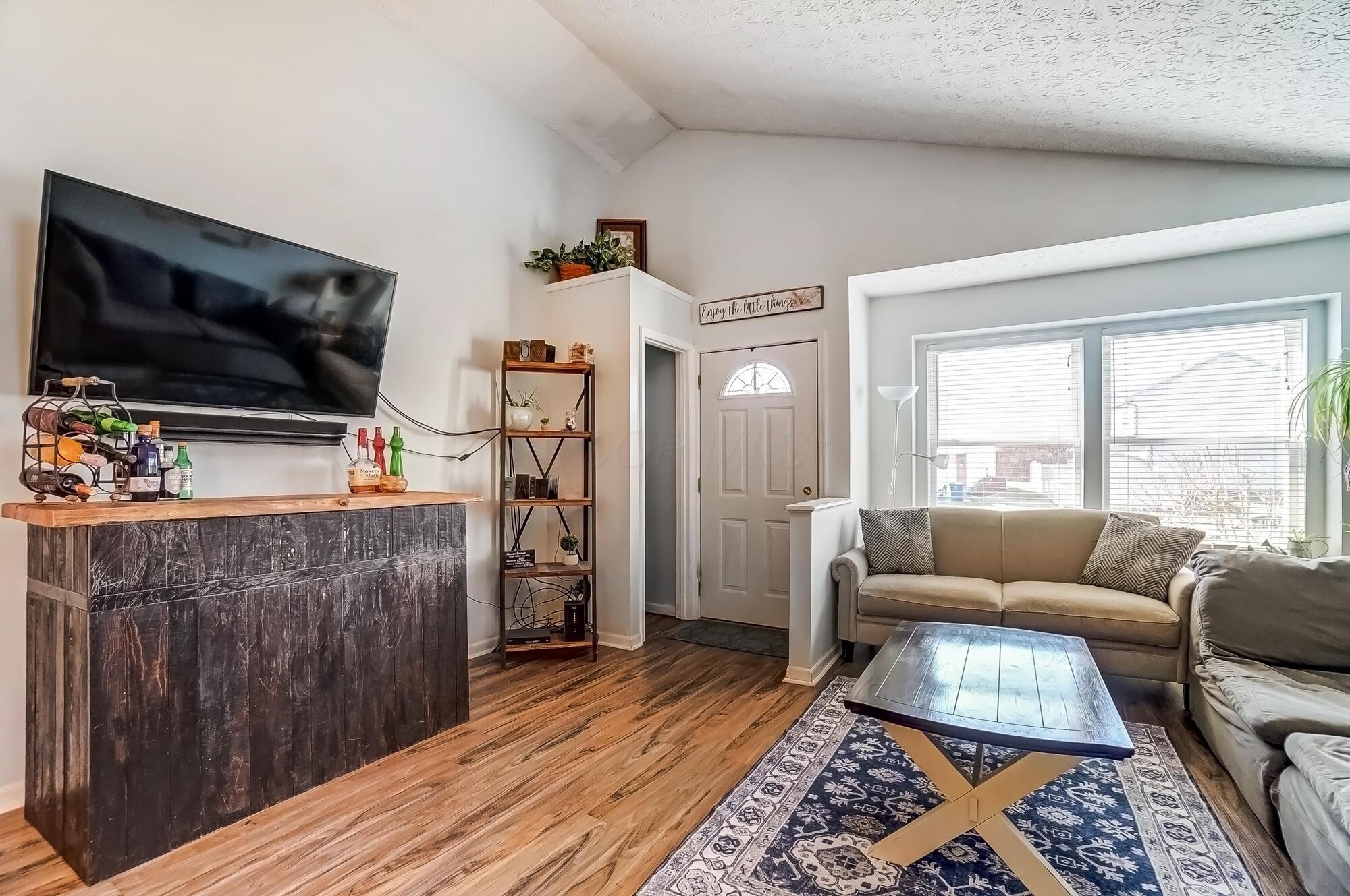 3231 Medoma Drive