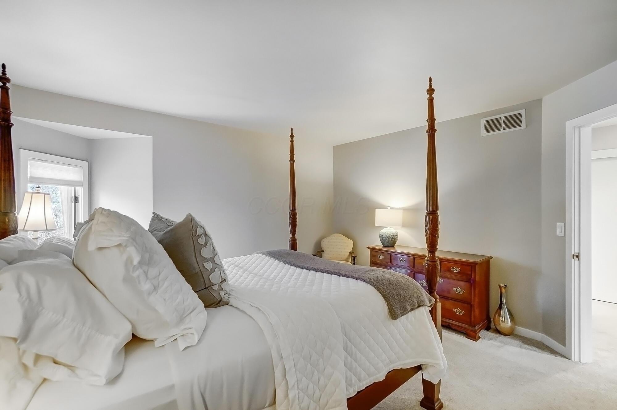 5736 Dunnwood Court