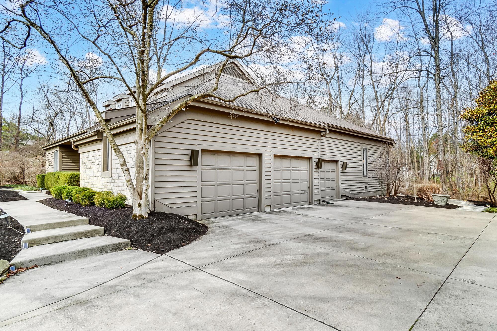 5736 Dunnwood Court