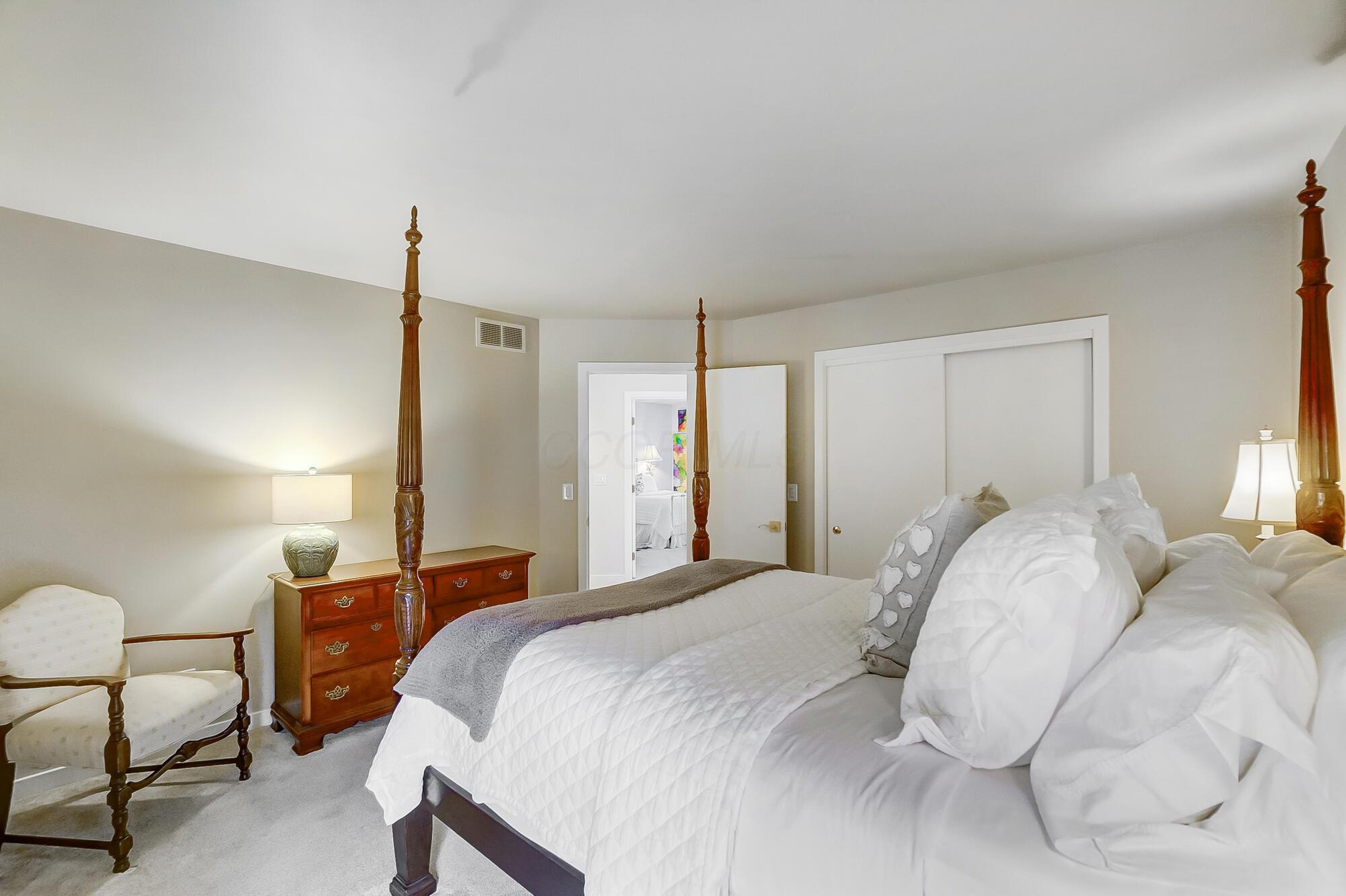 5736 Dunnwood Court