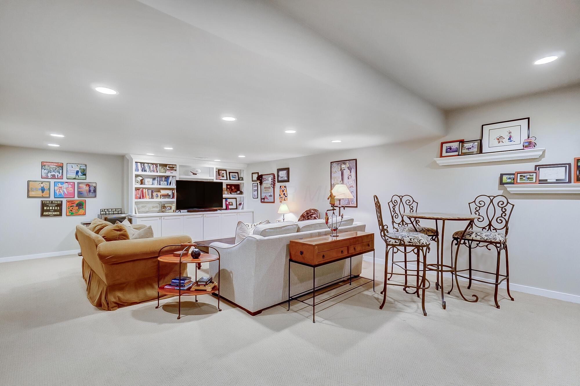 5736 Dunnwood Court
