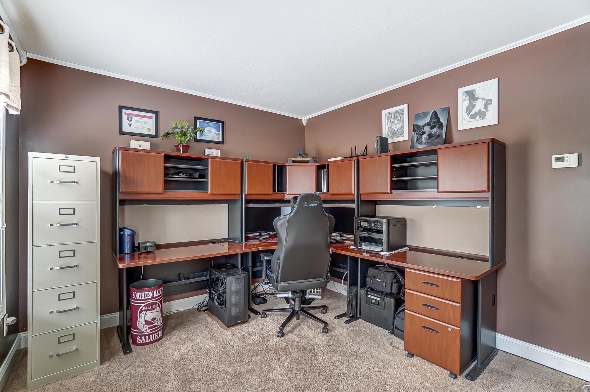 82 E Cuyuga Drive