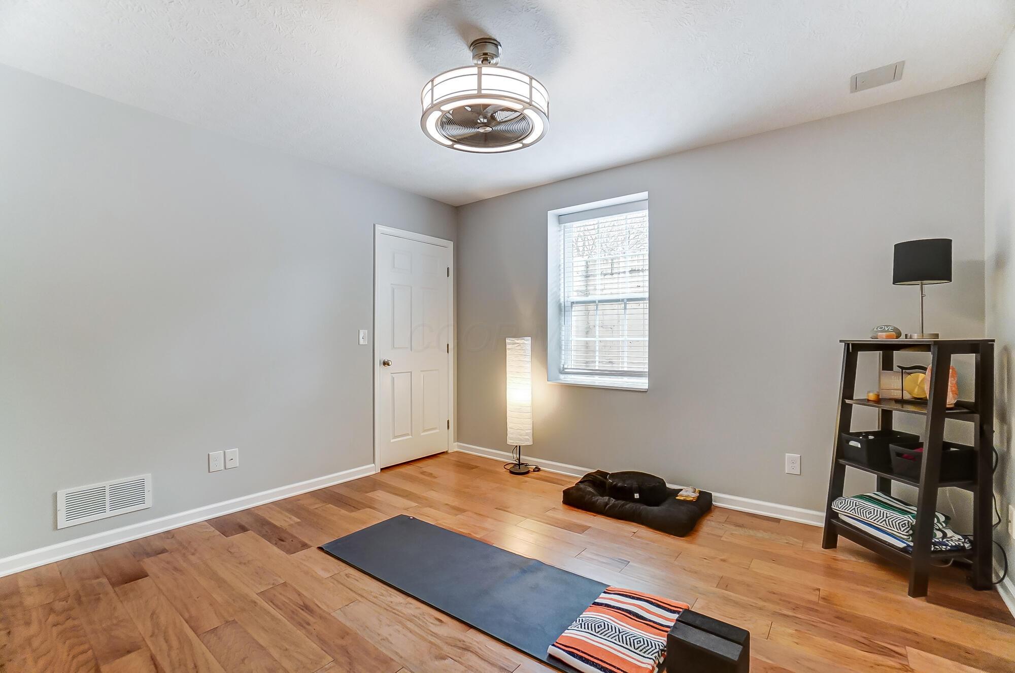 82 E Cuyuga Drive