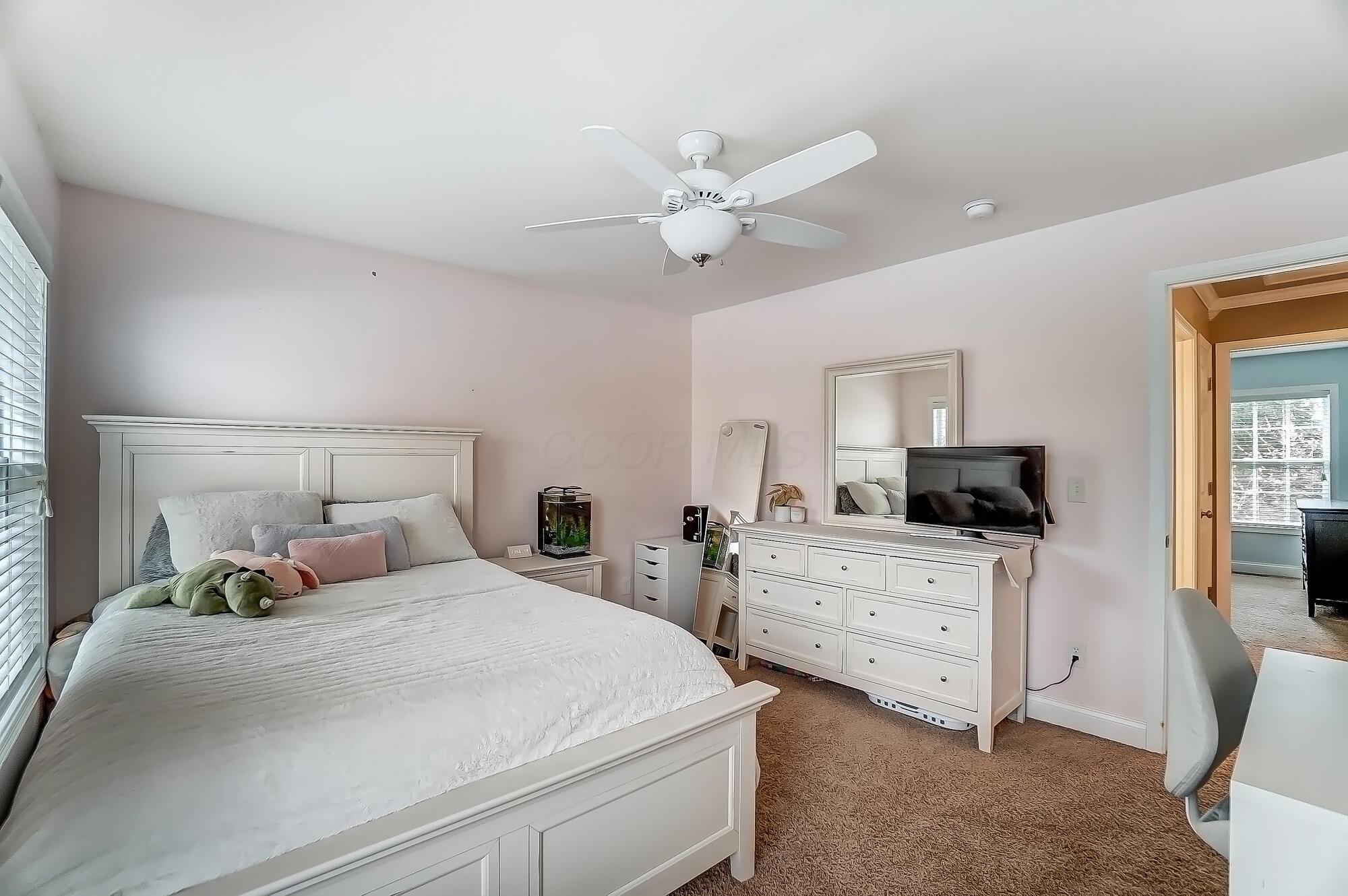 82 E Cuyuga Drive