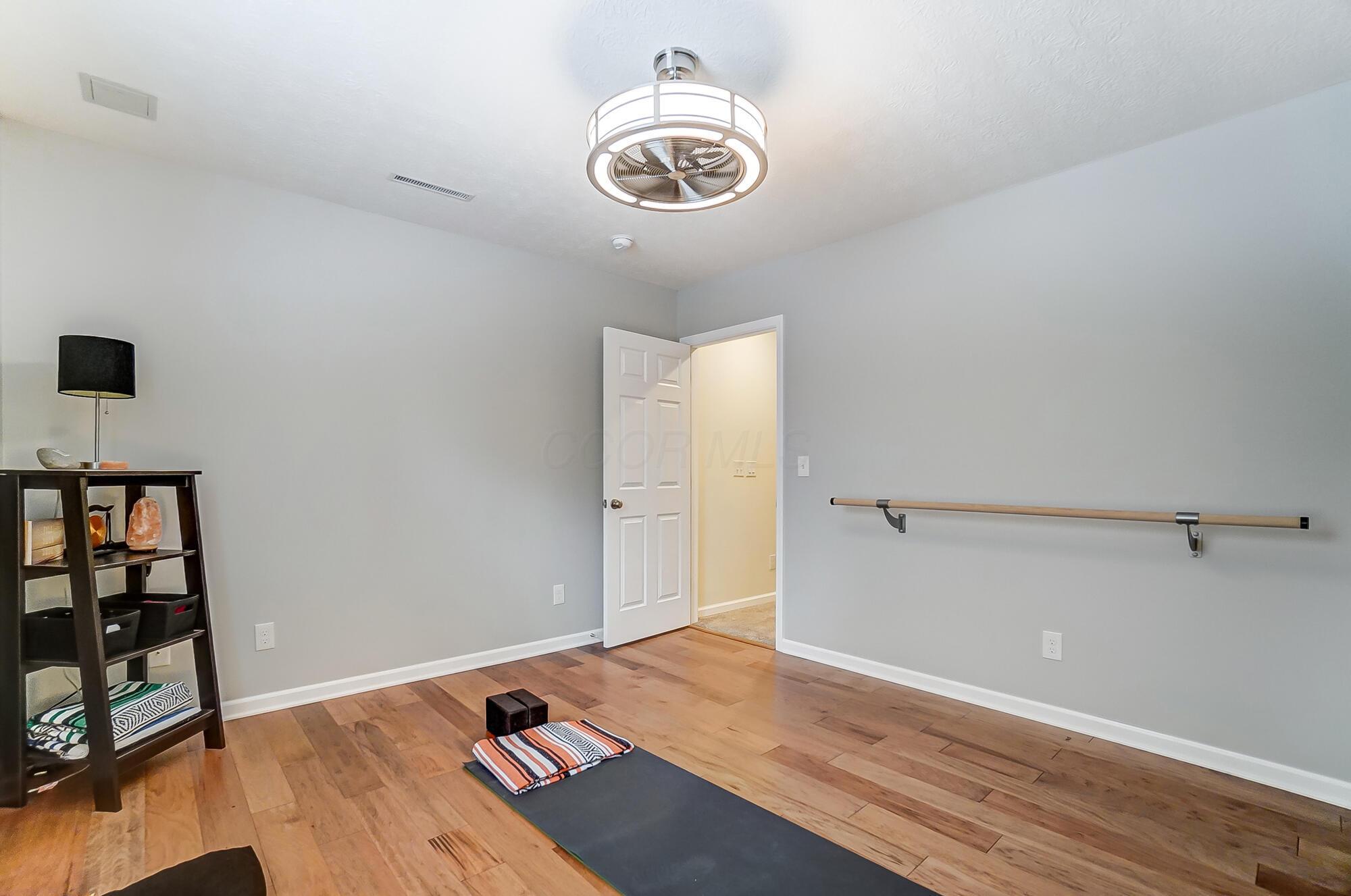 82 E Cuyuga Drive
