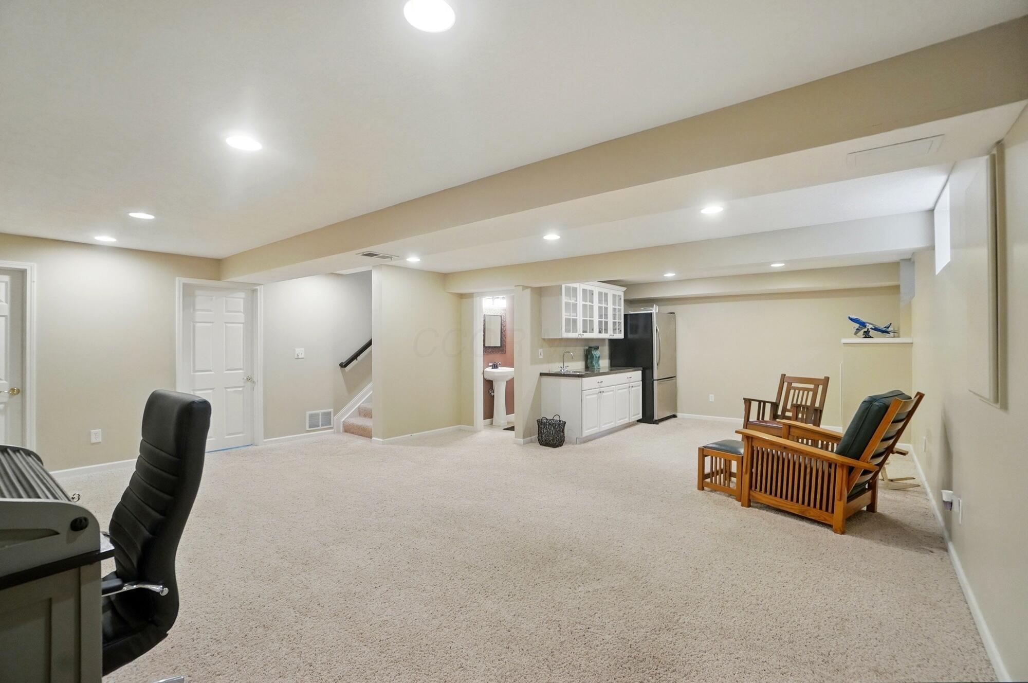 4185 Greenbelt Drive