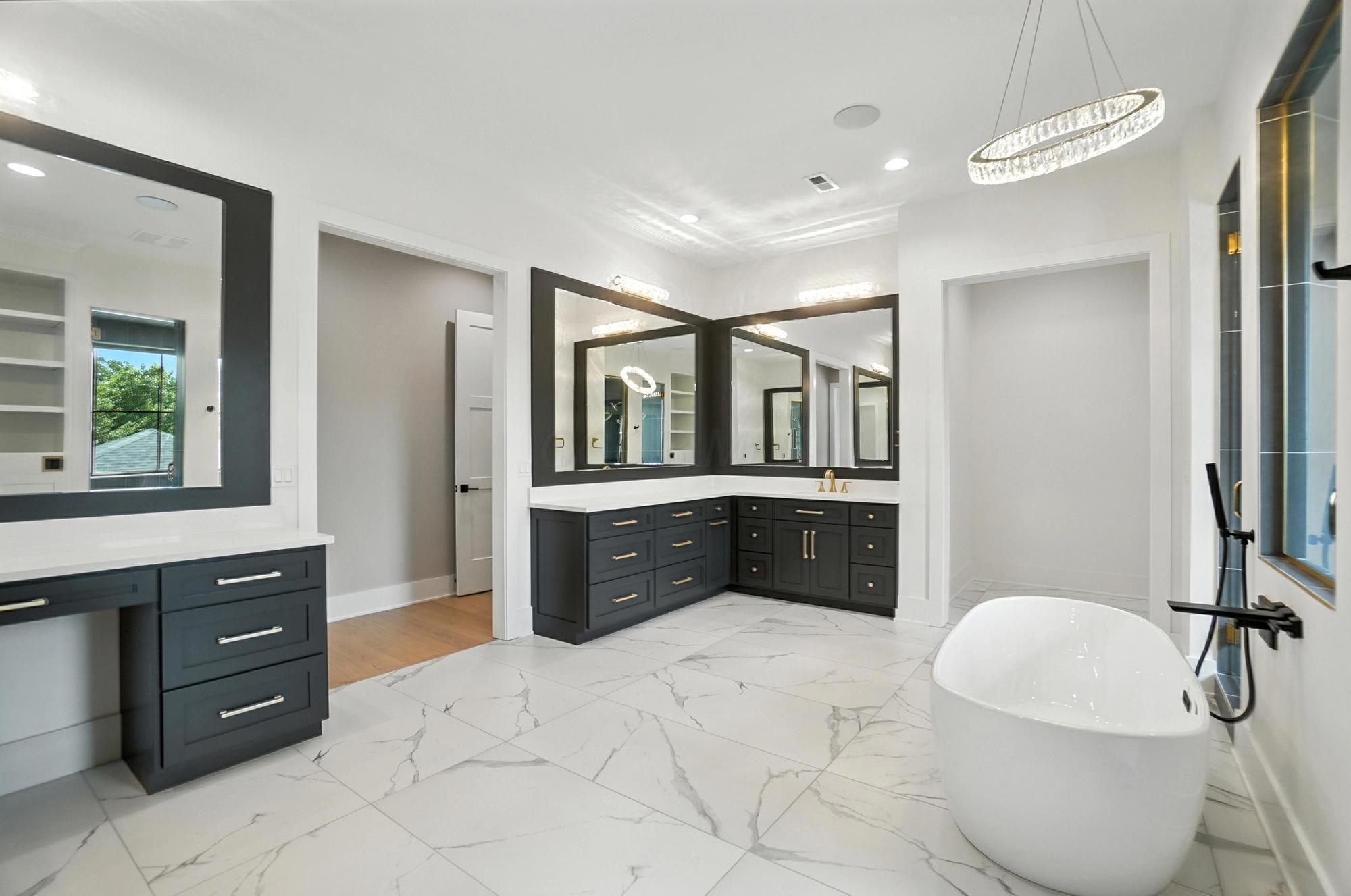 10007 Allen Drive