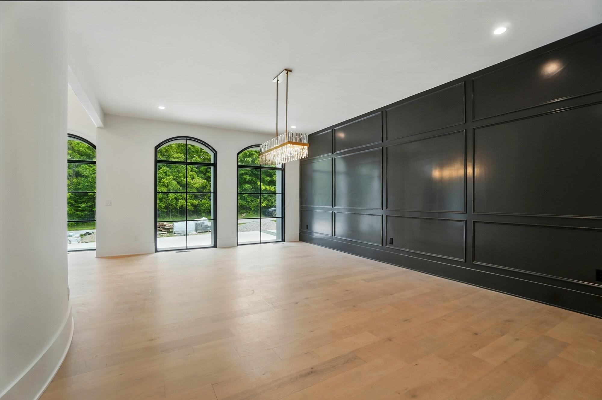 10007 Allen Drive