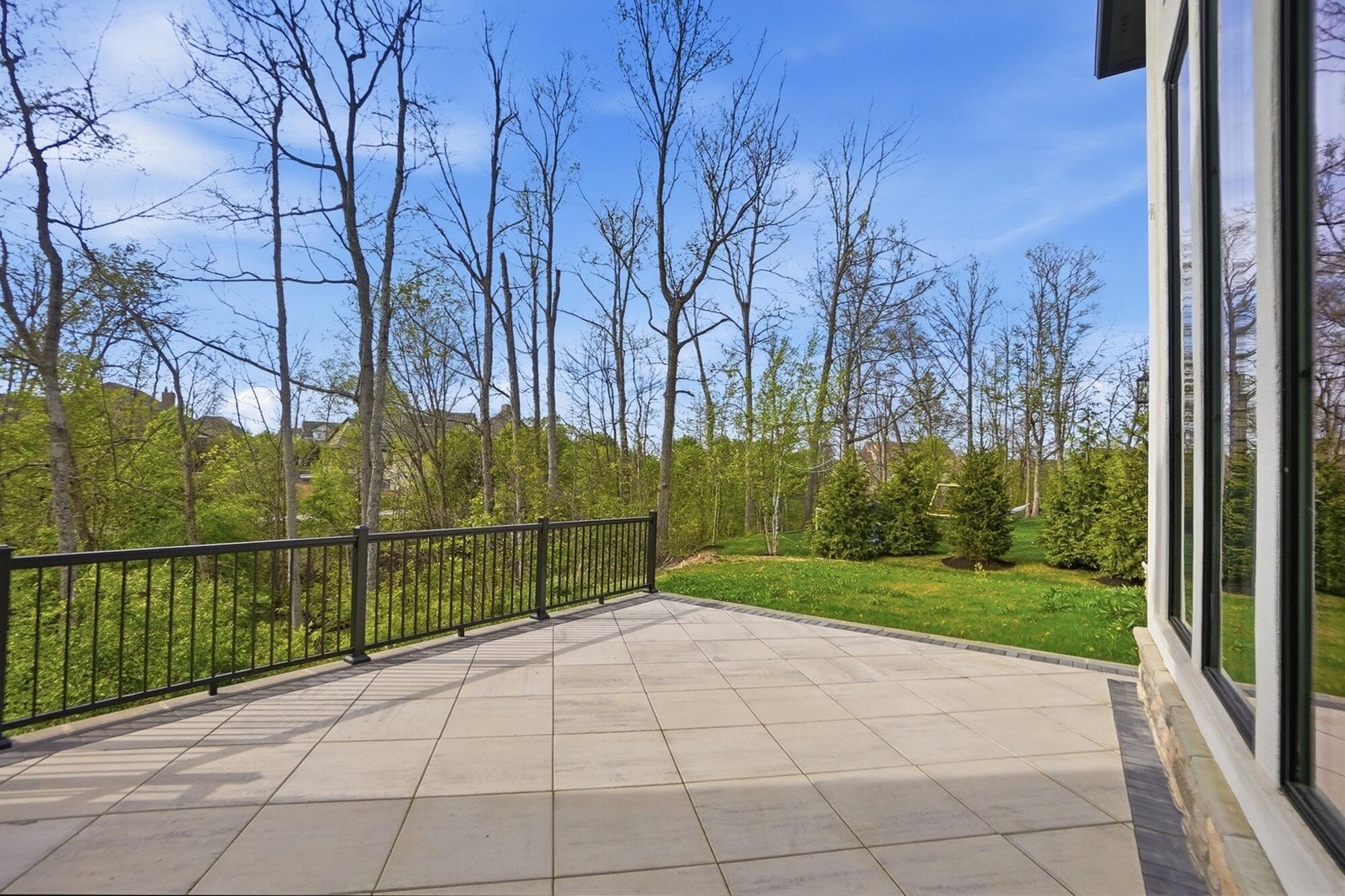 10007 Allen Drive