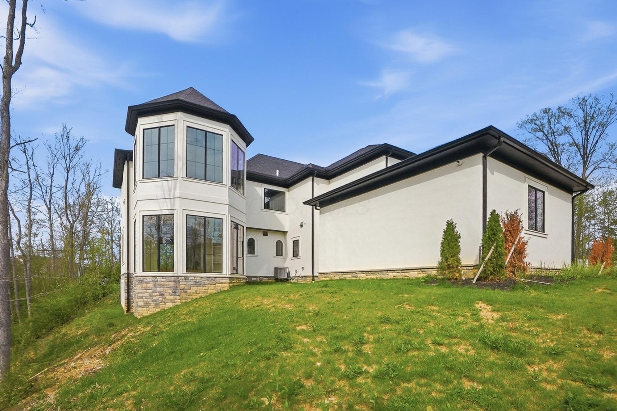 10007 Allen Drive