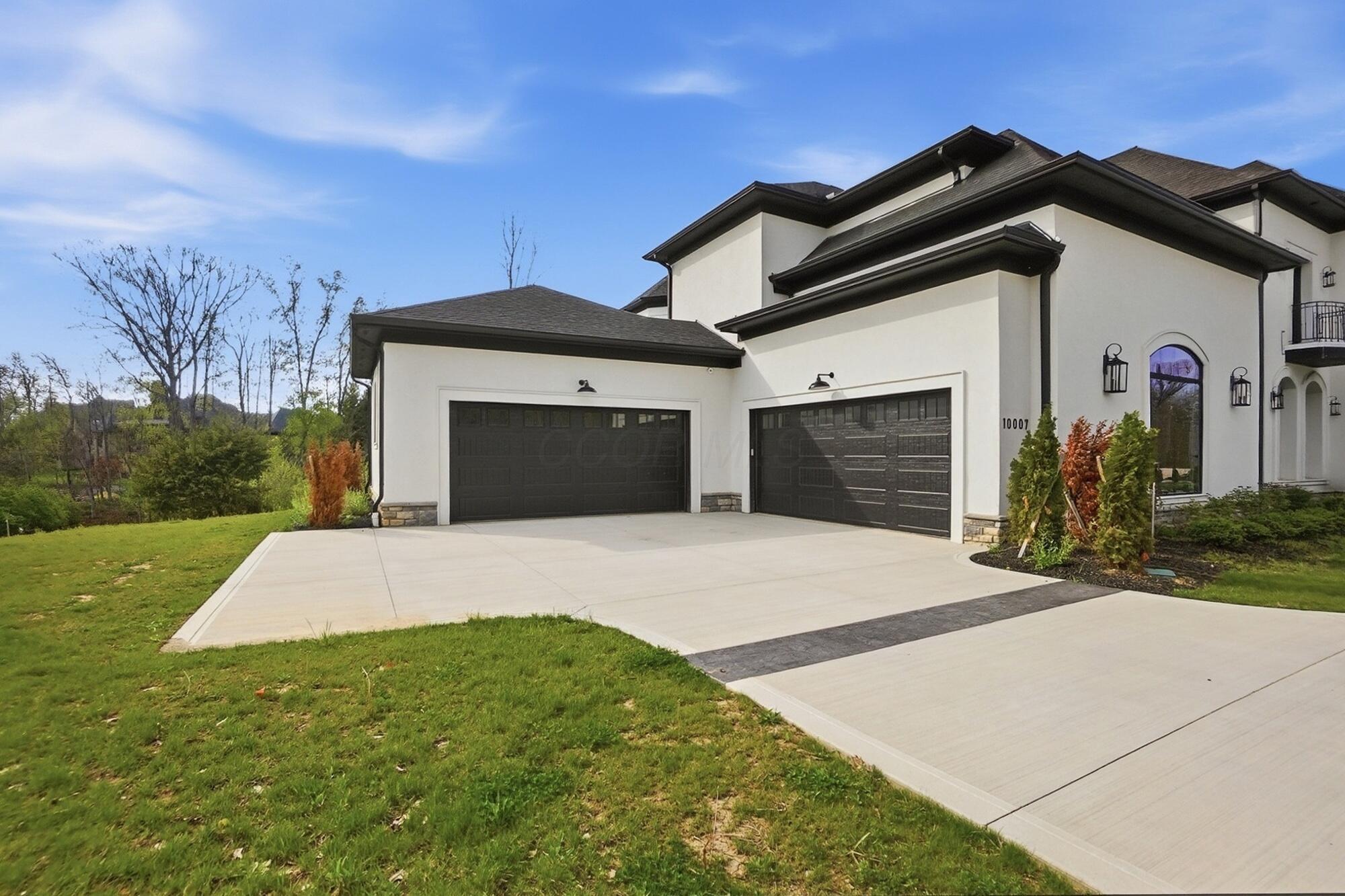10007 Allen Drive
