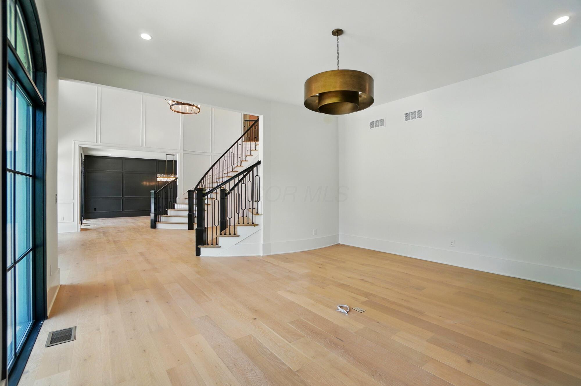 10007 Allen Drive