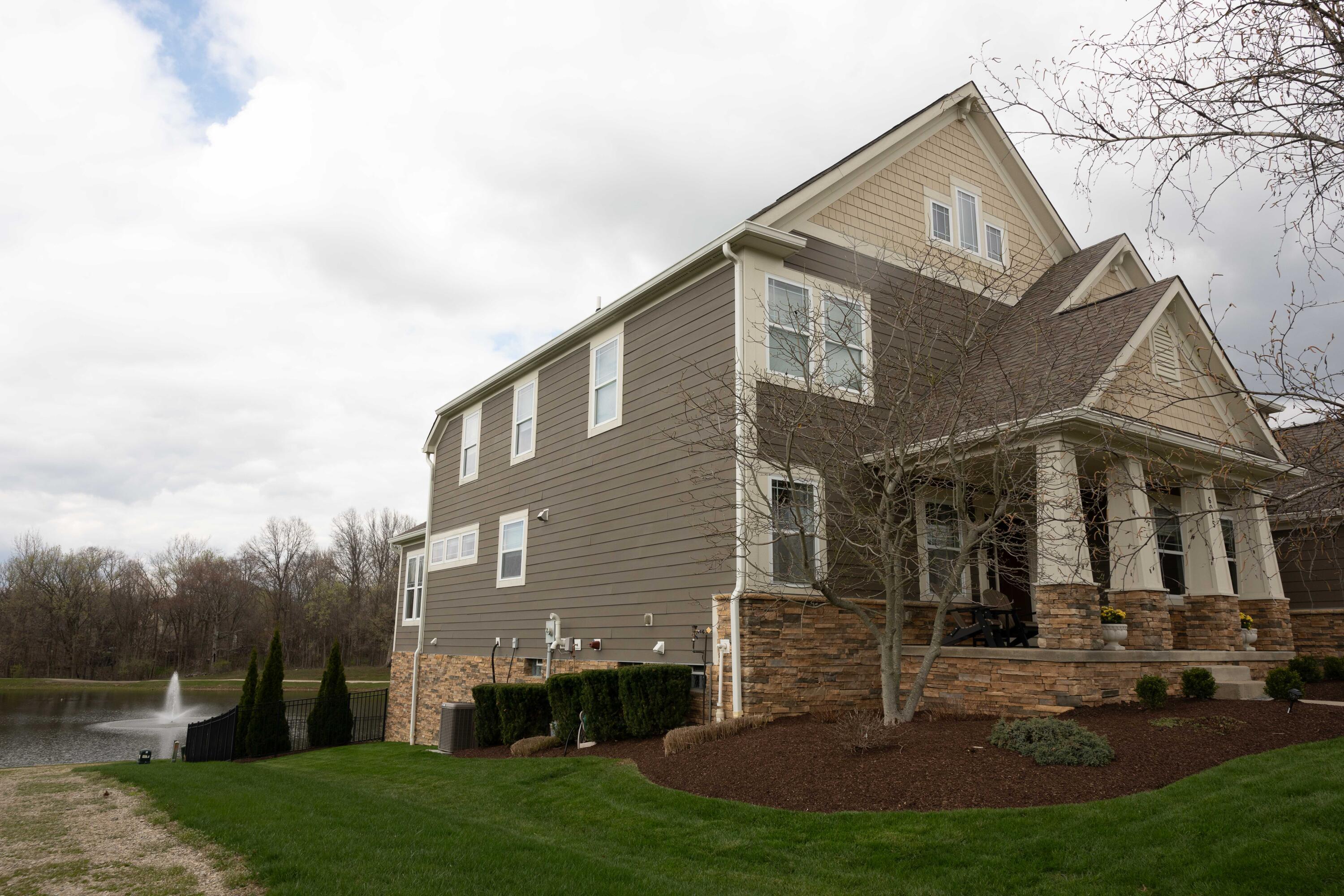 6015 Braymoore Drive