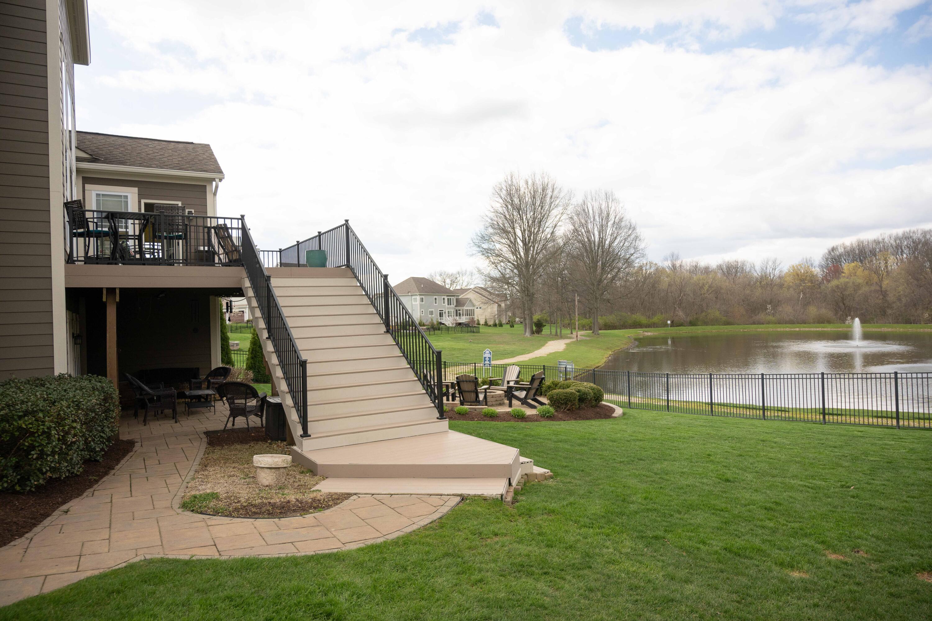 6015 Braymoore Drive