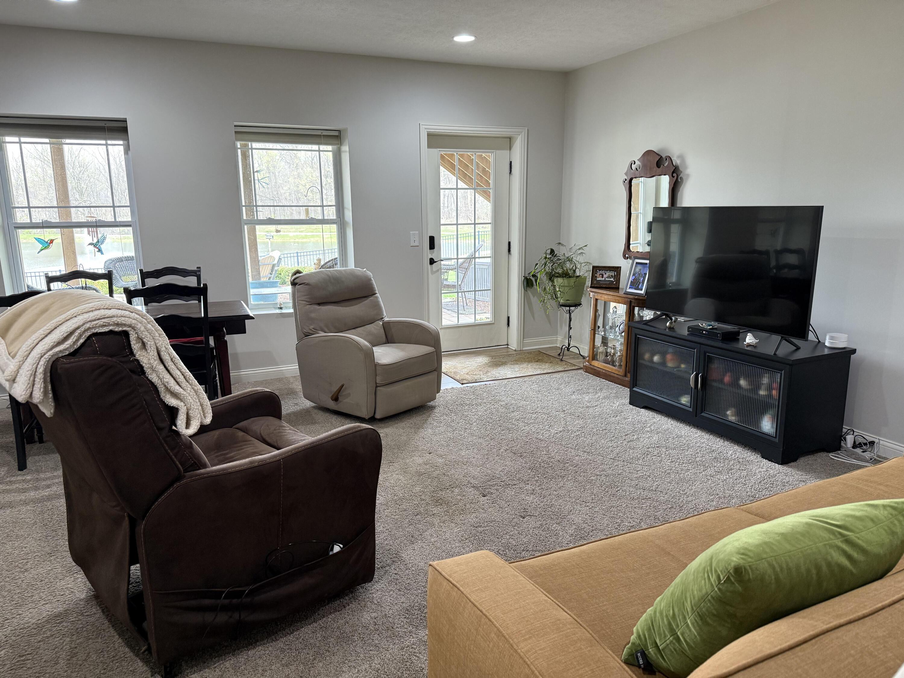 6015 Braymoore Drive