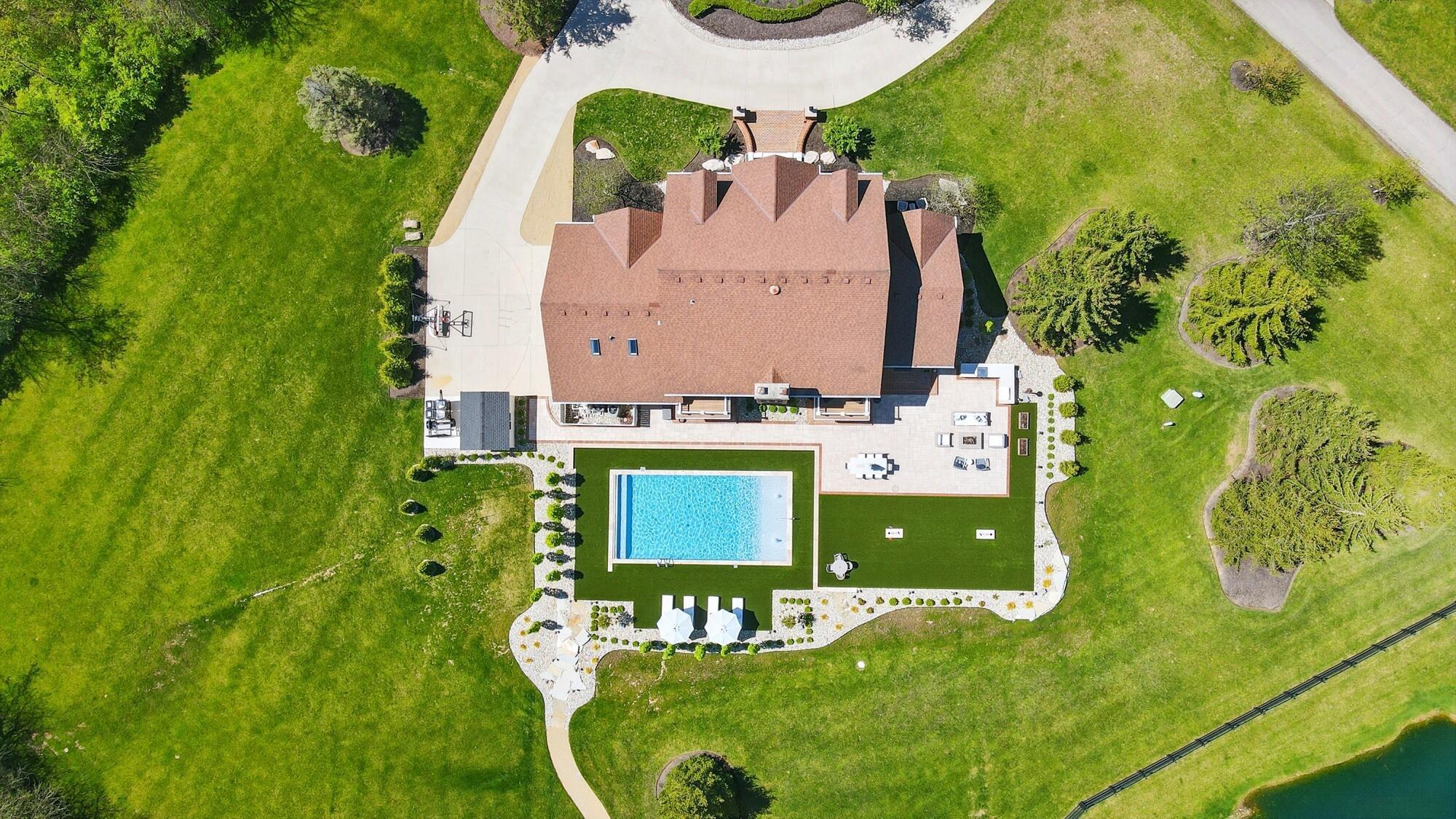 8070 Harriott Road