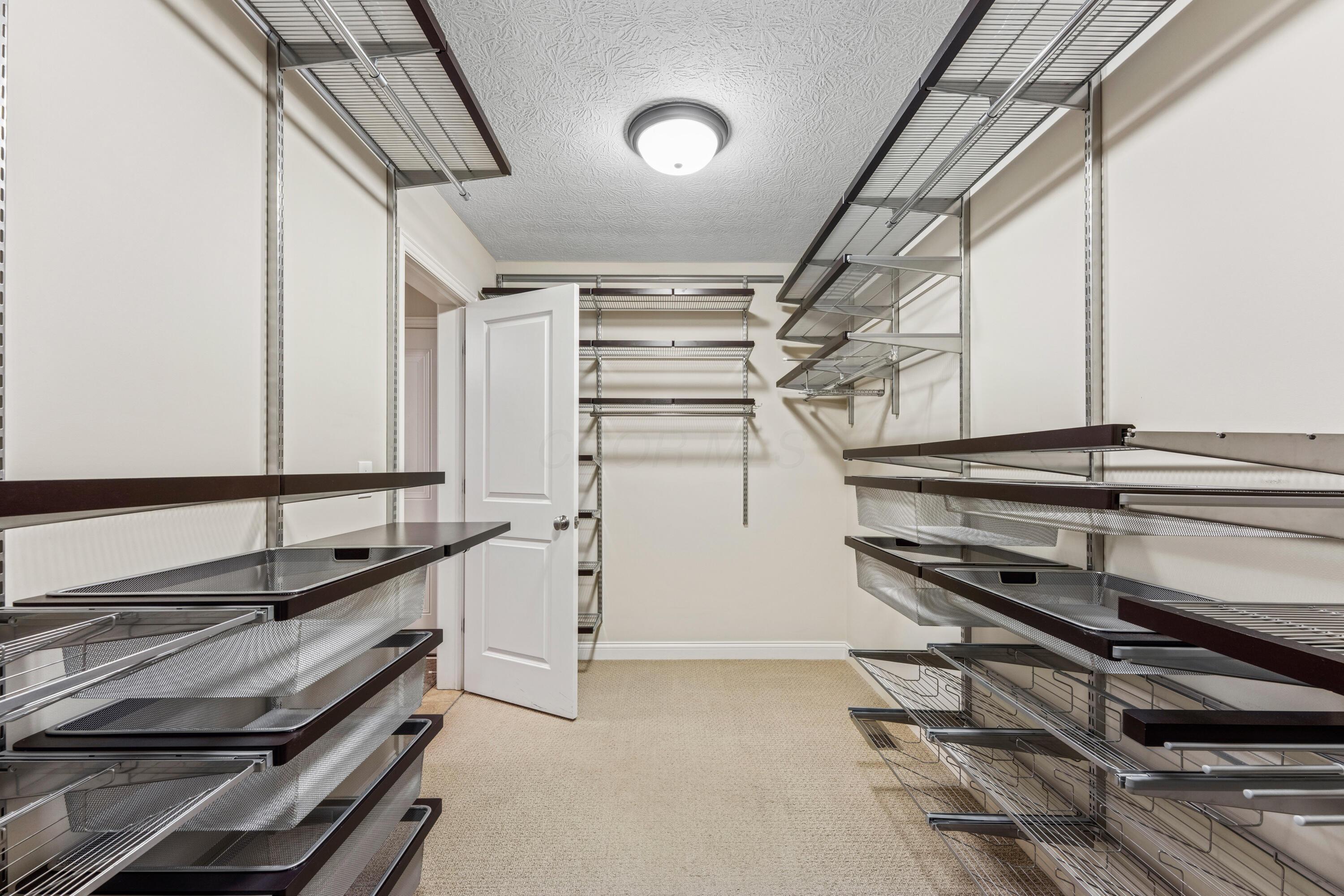 6715 Clear Creek Loop