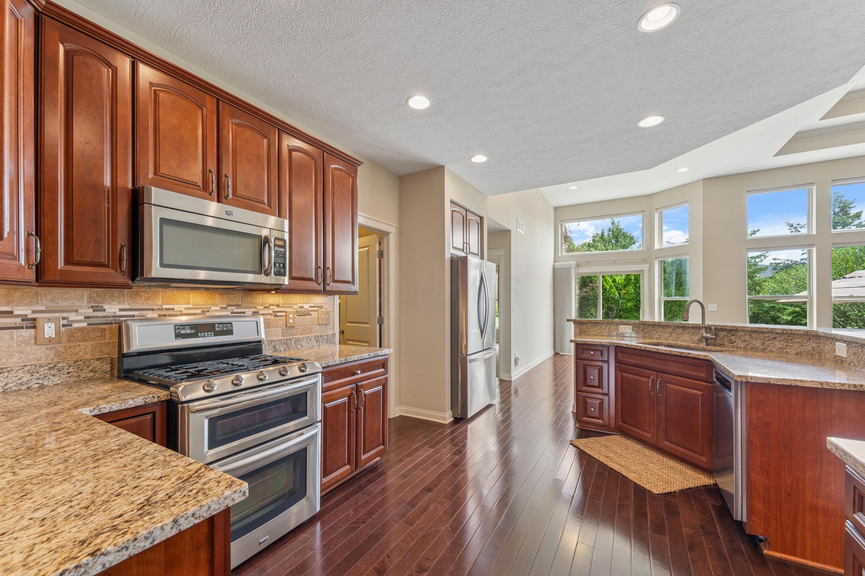 6715 Clear Creek Loop