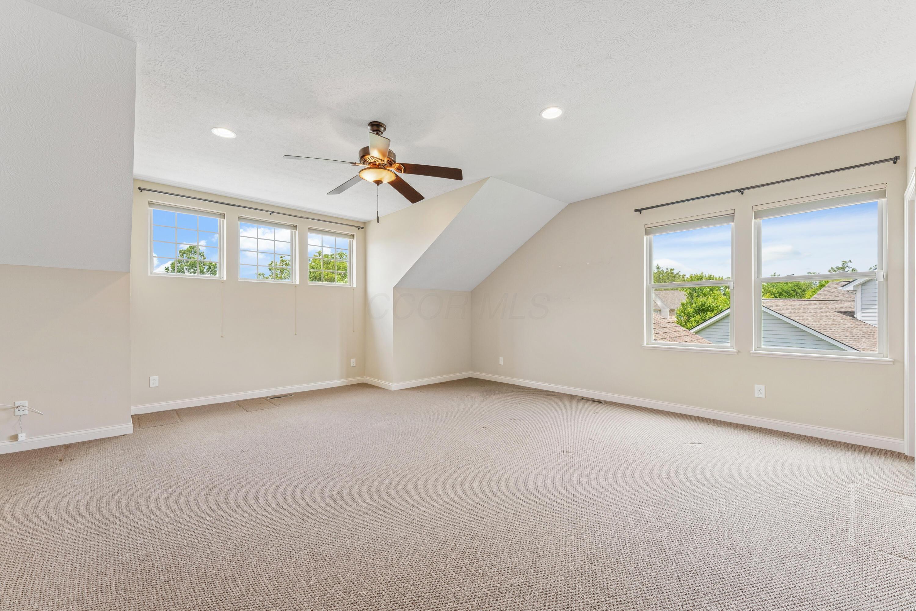 6715 Clear Creek Loop