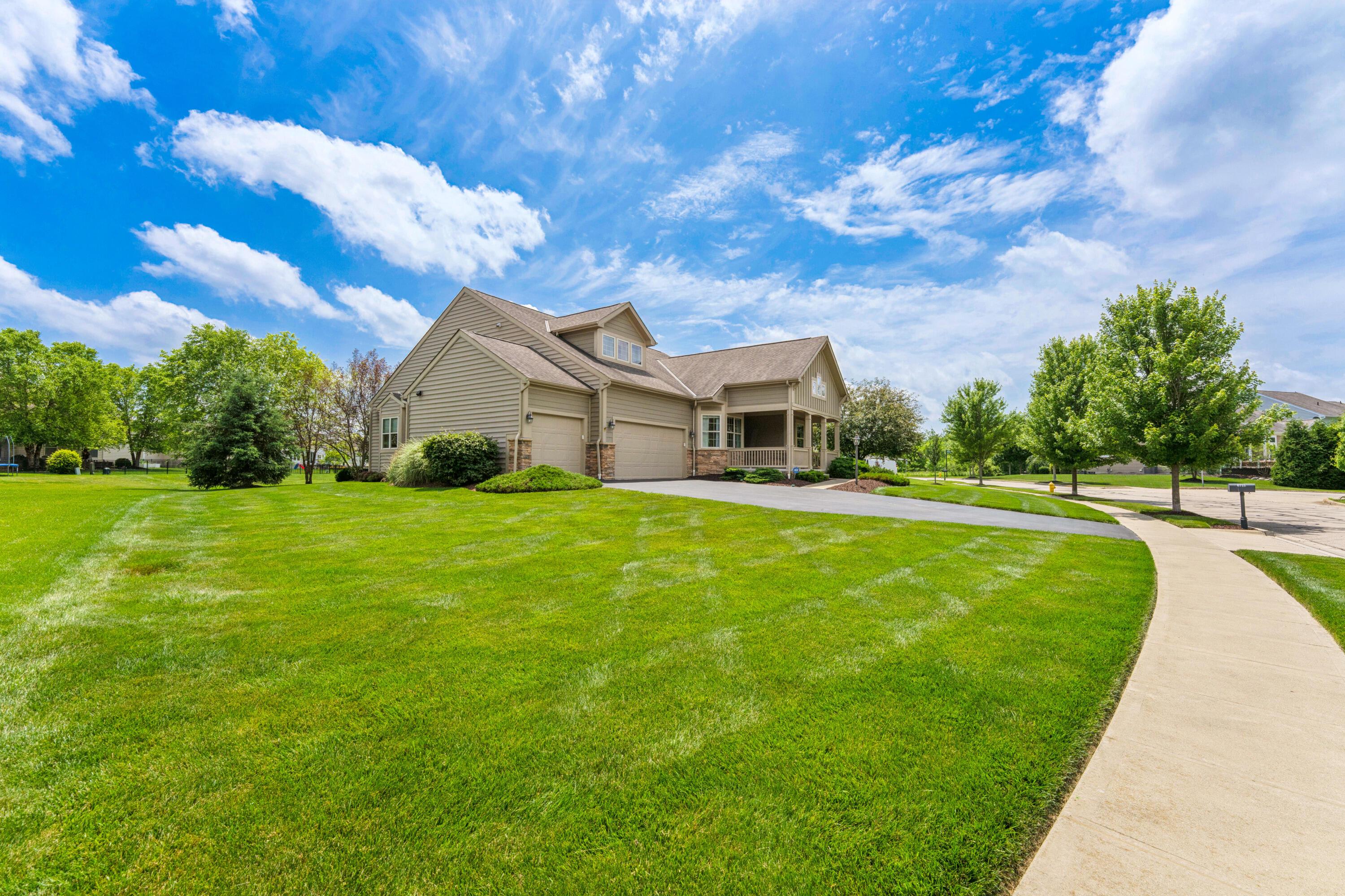 6715 Clear Creek Loop