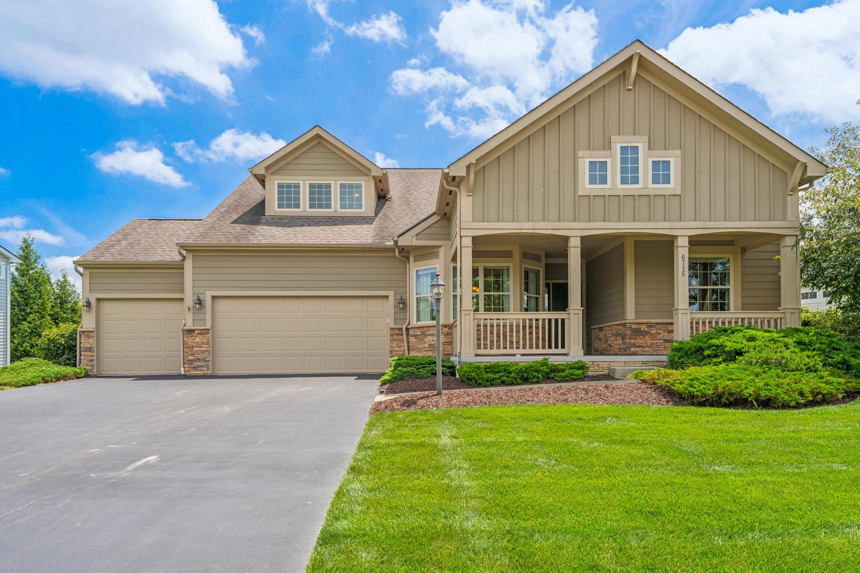 6715 Clear Creek Loop