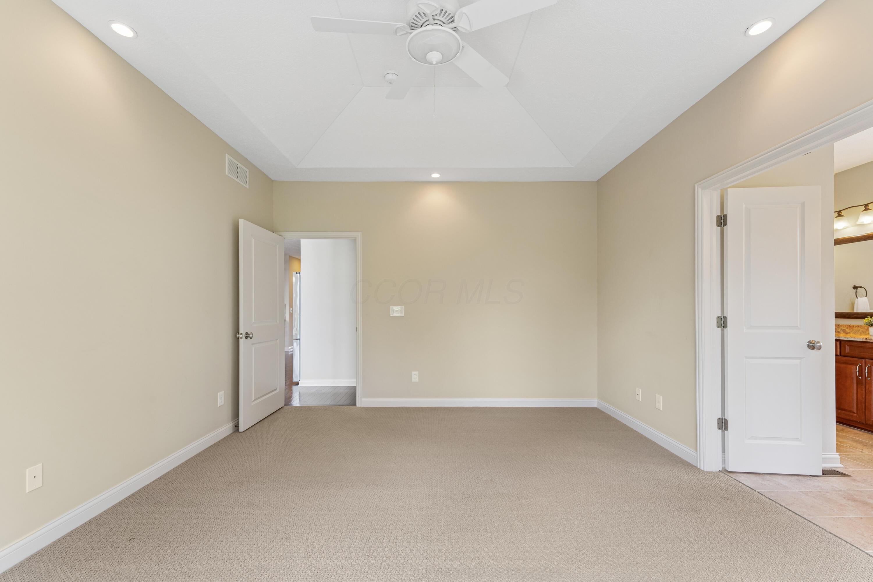 6715 Clear Creek Loop