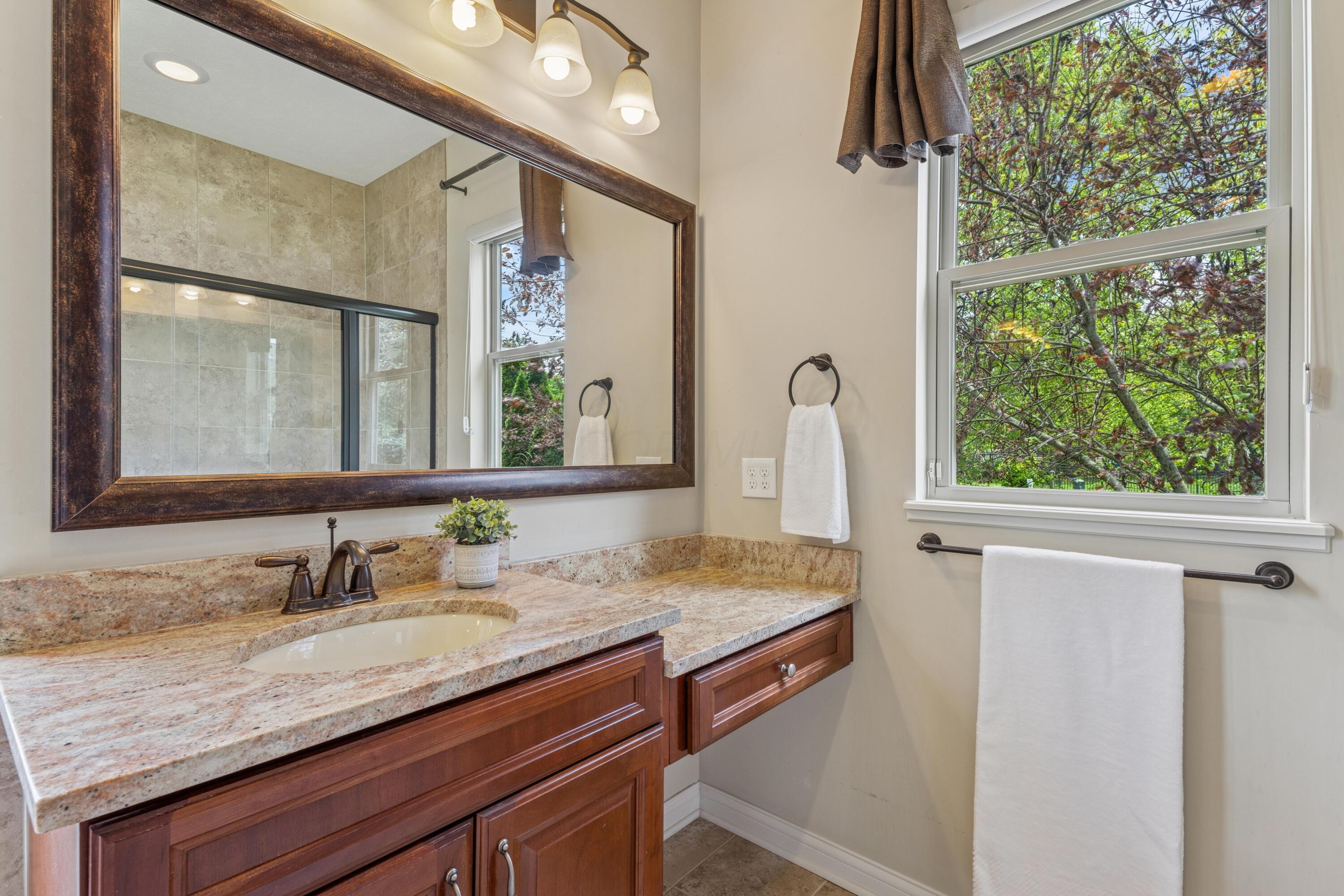 6715 Clear Creek Loop