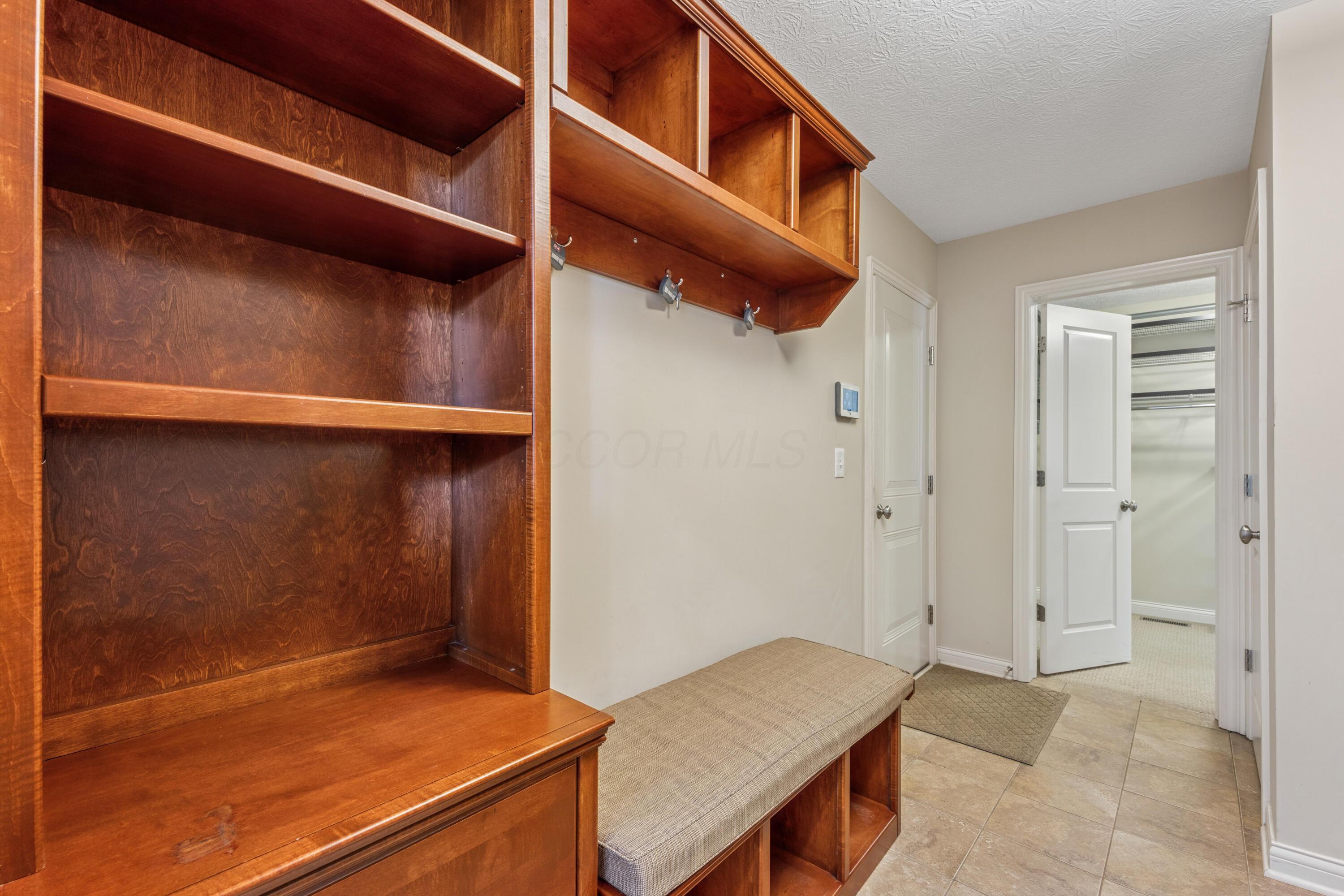 6715 Clear Creek Loop