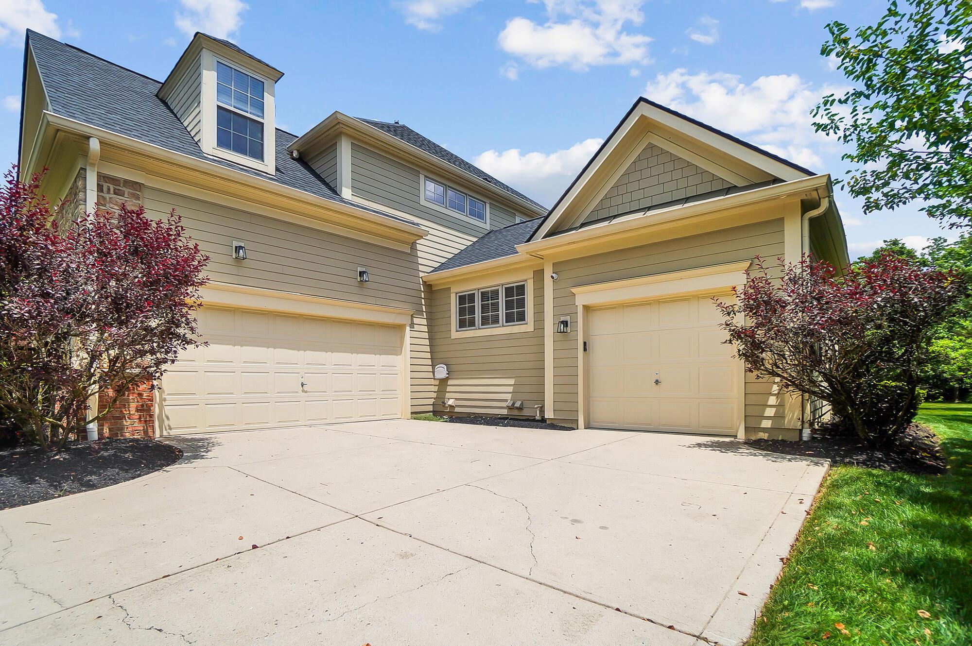8140 Grafton End