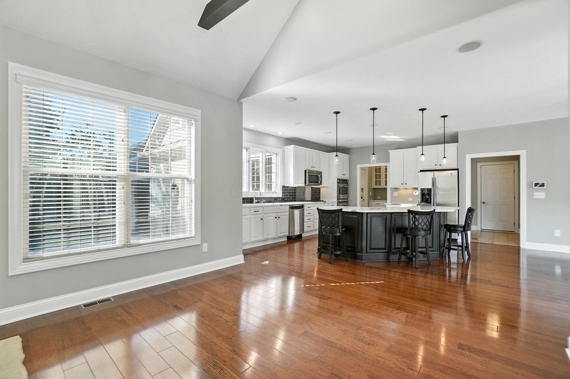 8140 Grafton End
