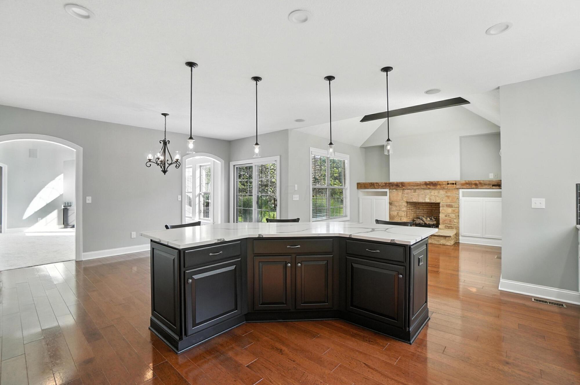 8140 Grafton End