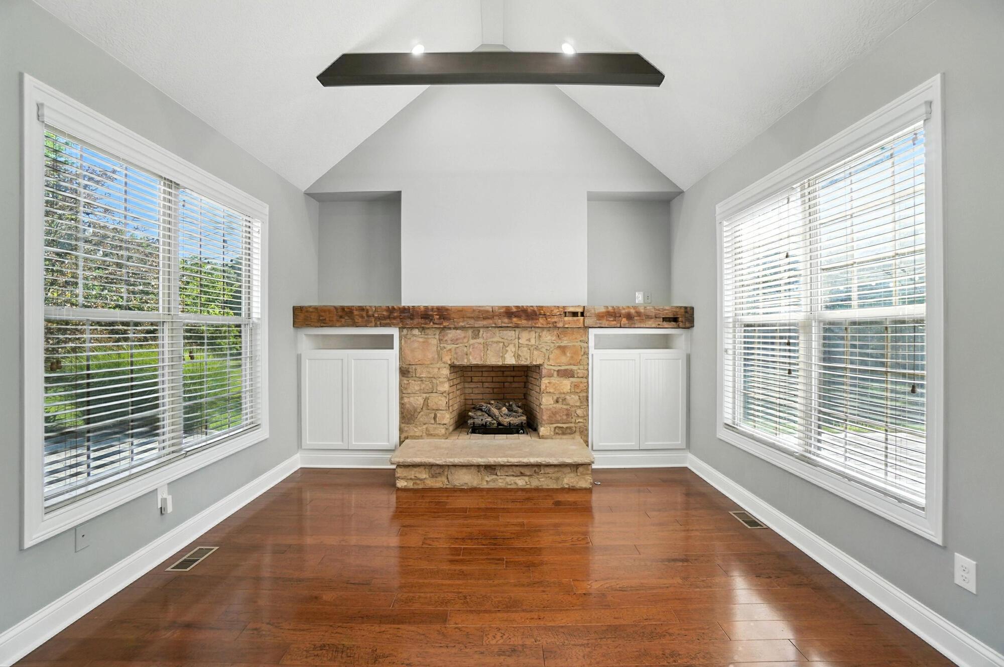 8140 Grafton End