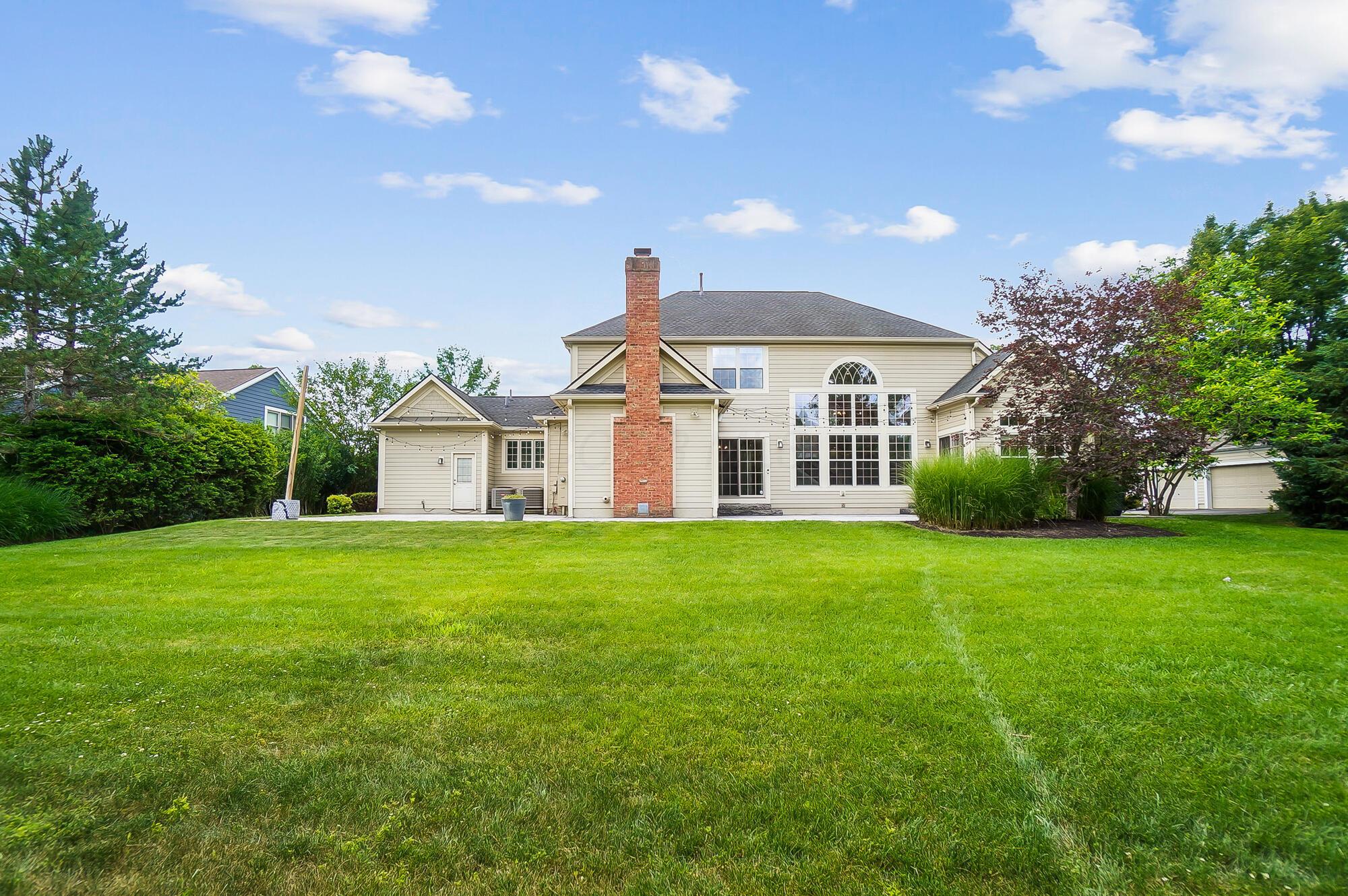 8140 Grafton End