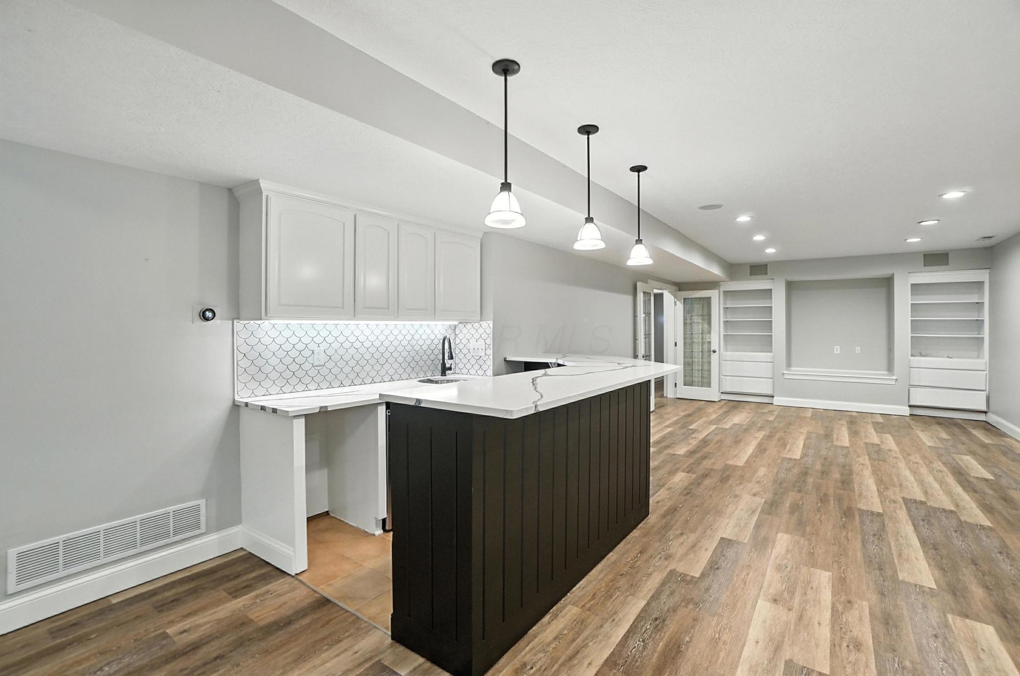8140 Grafton End