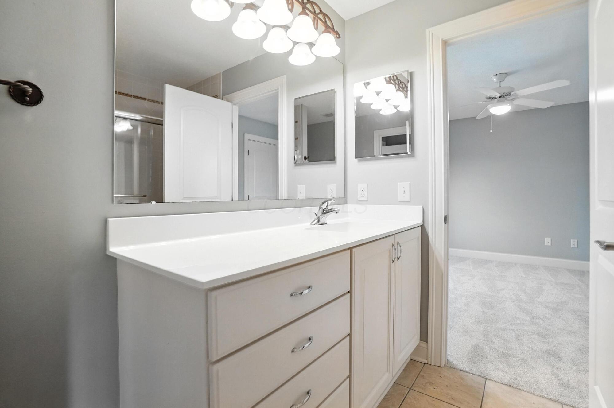 8140 Grafton End