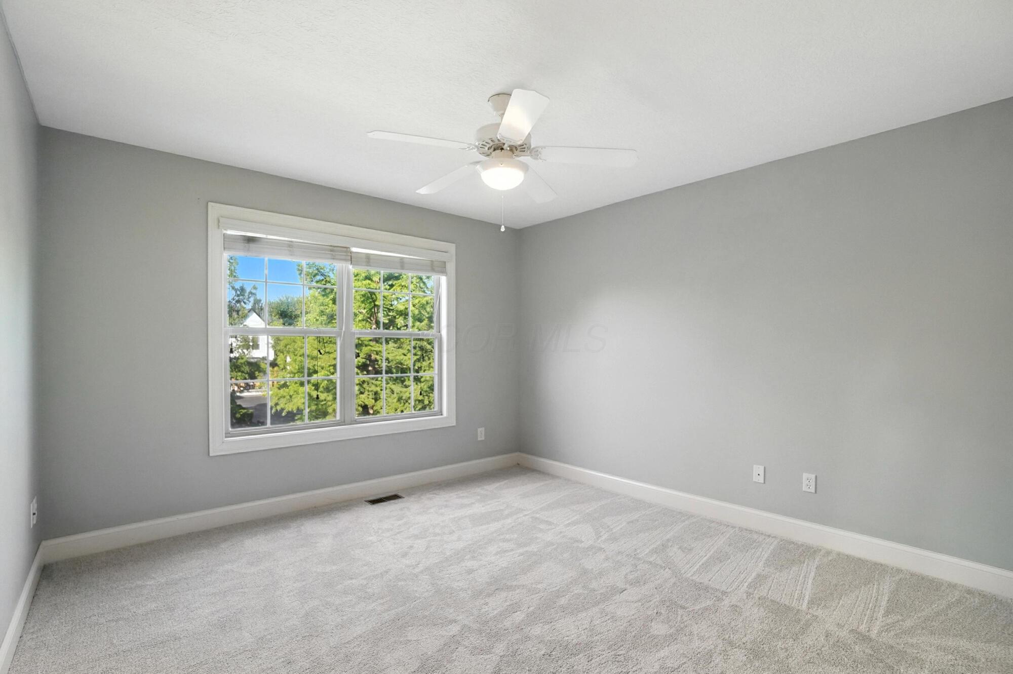 8140 Grafton End