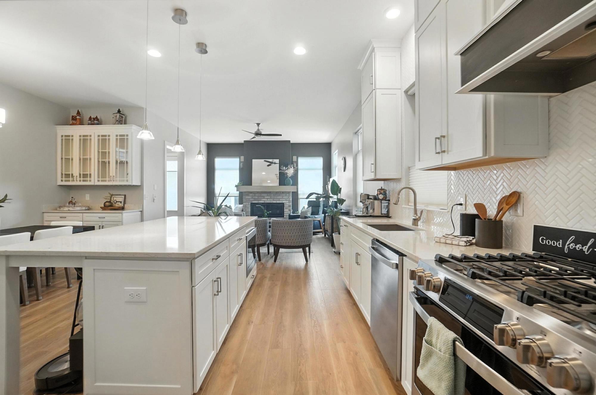1068 Edgehill Road