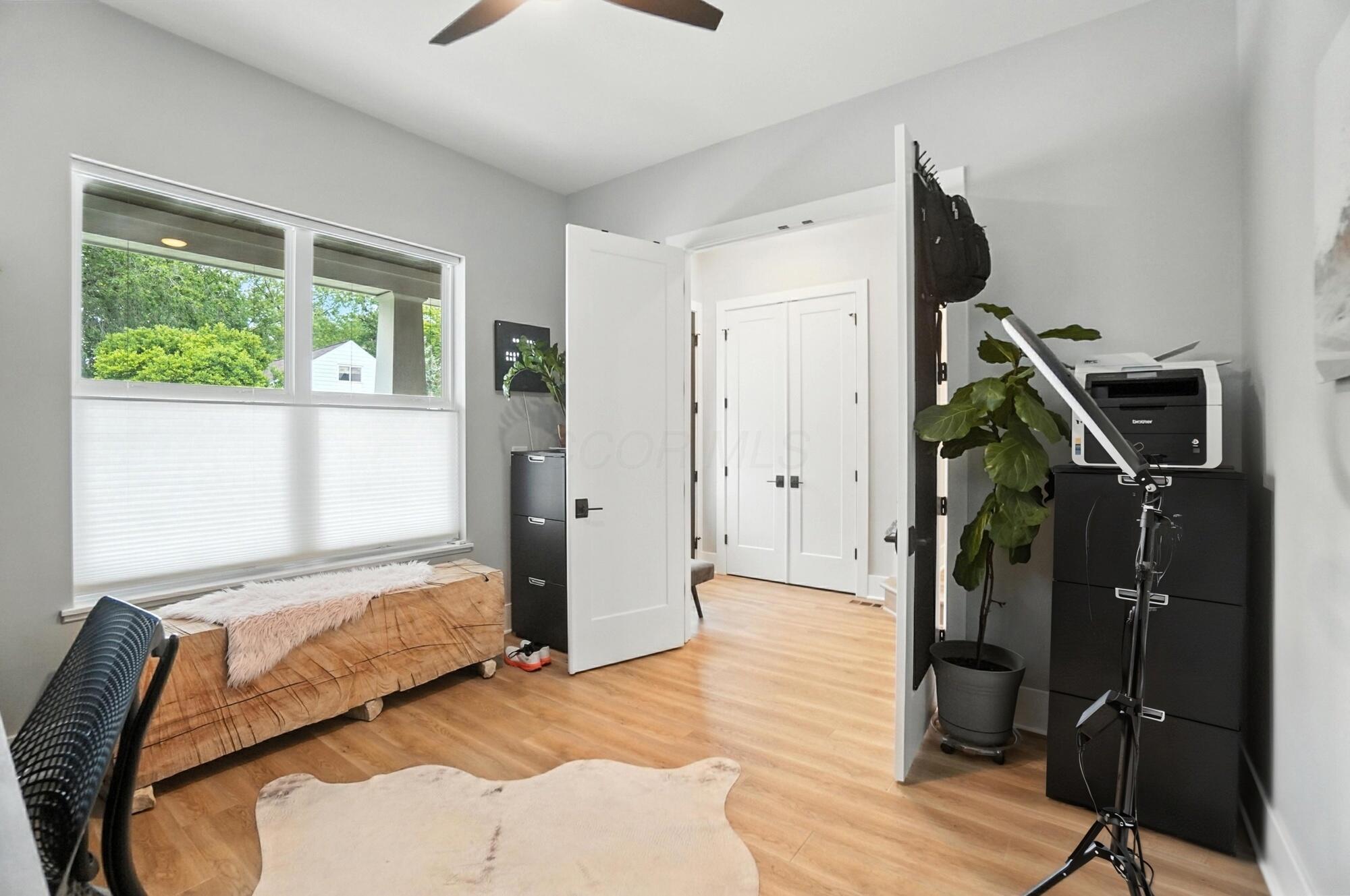 1068 Edgehill Road