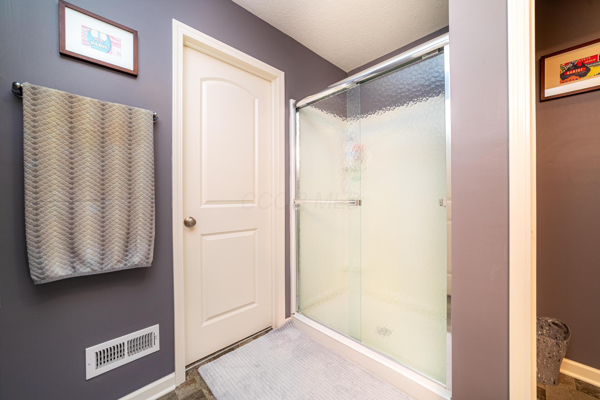 6374 Johnnycake Lane