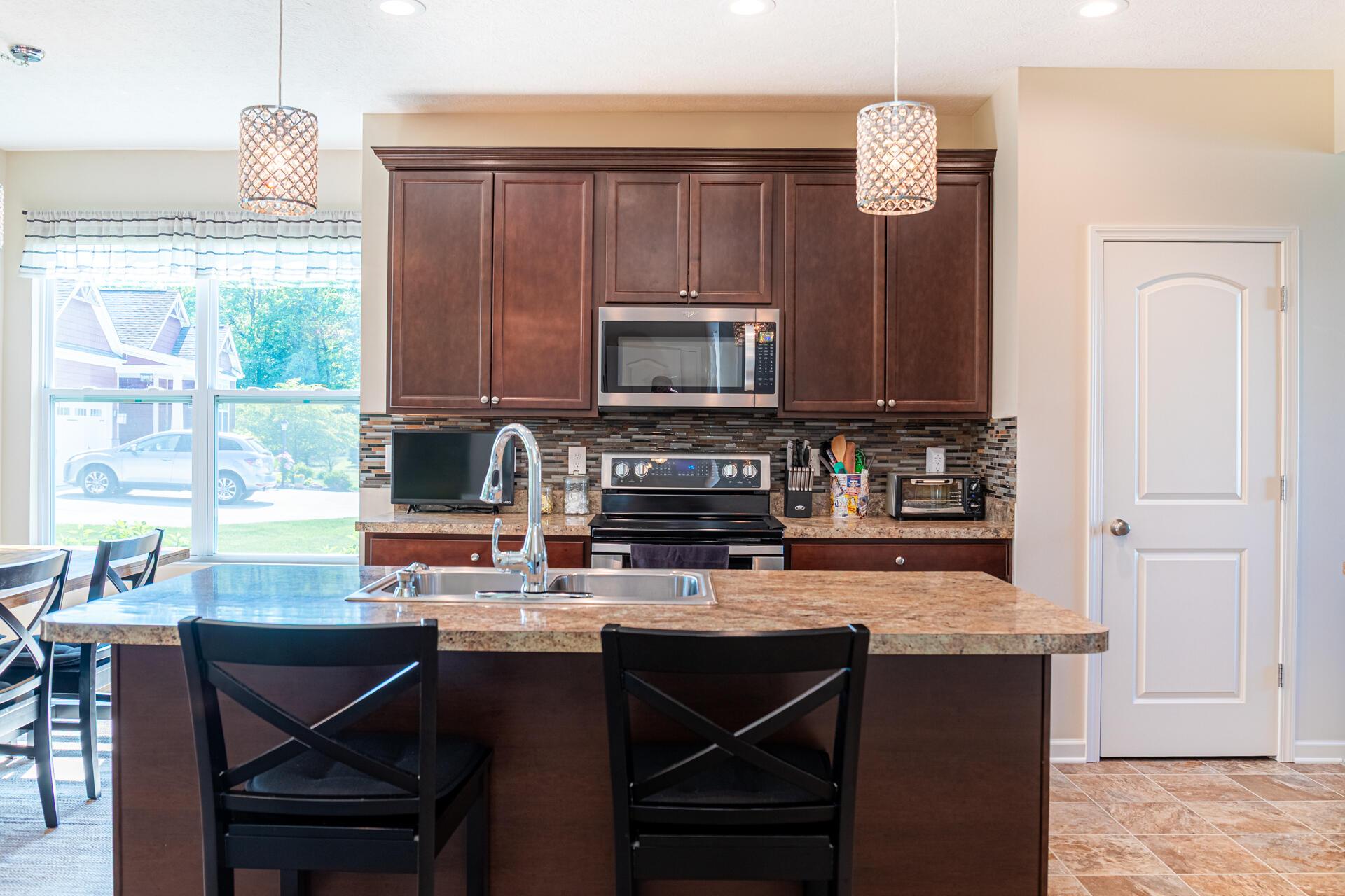 6374 Johnnycake Lane