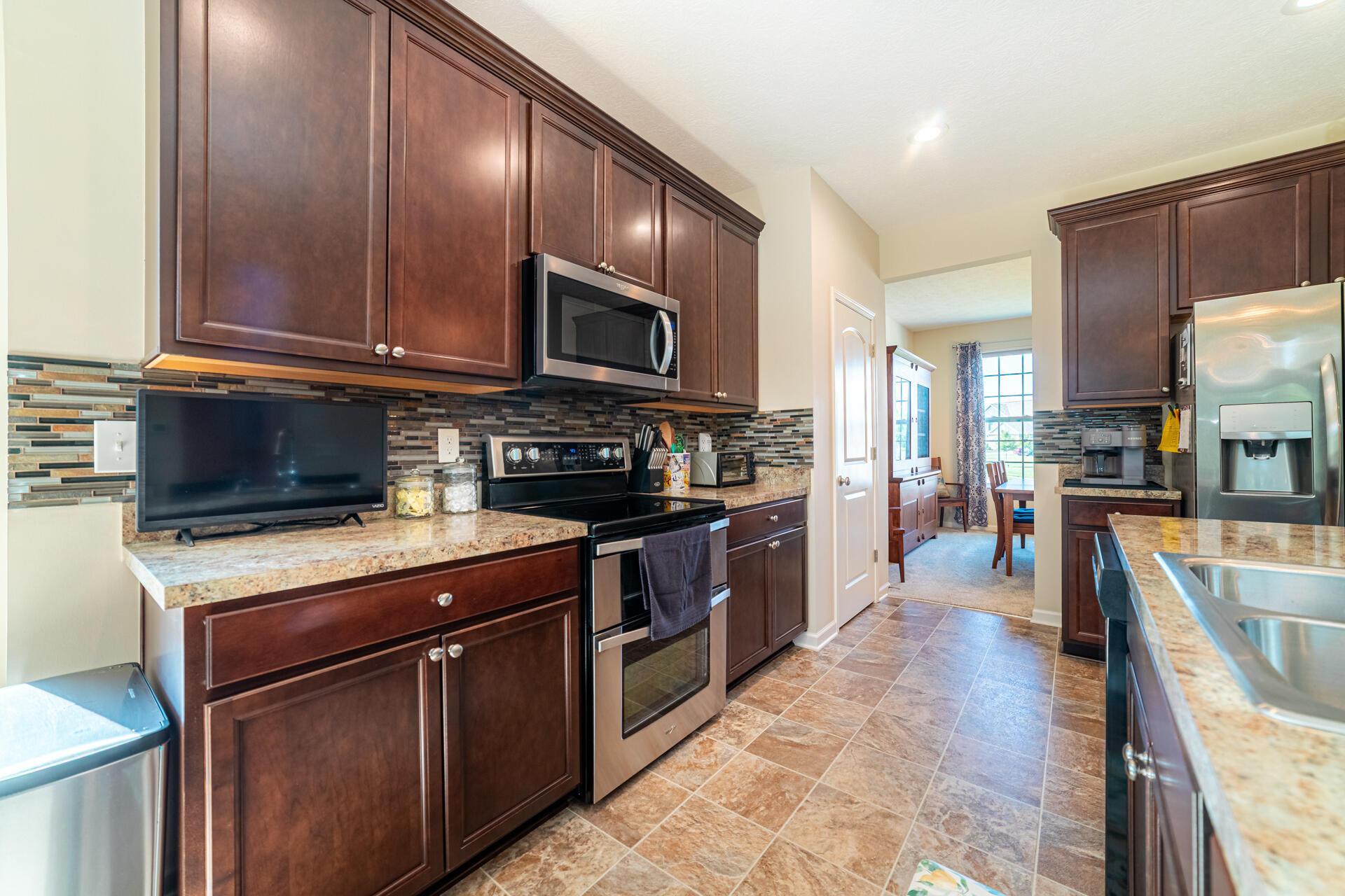 6374 Johnnycake Lane