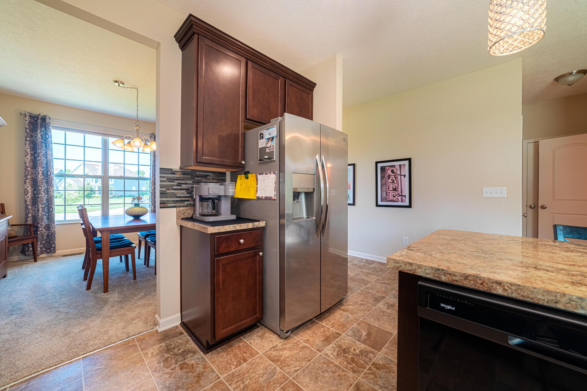 6374 Johnnycake Lane