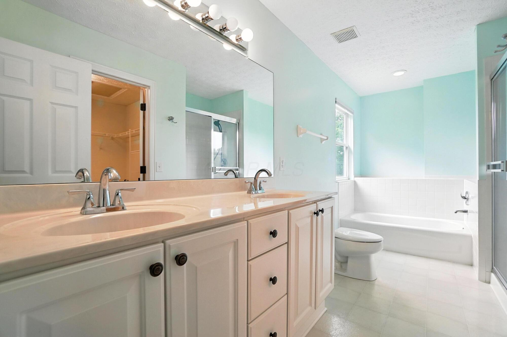 6696 Wisteria Circle
