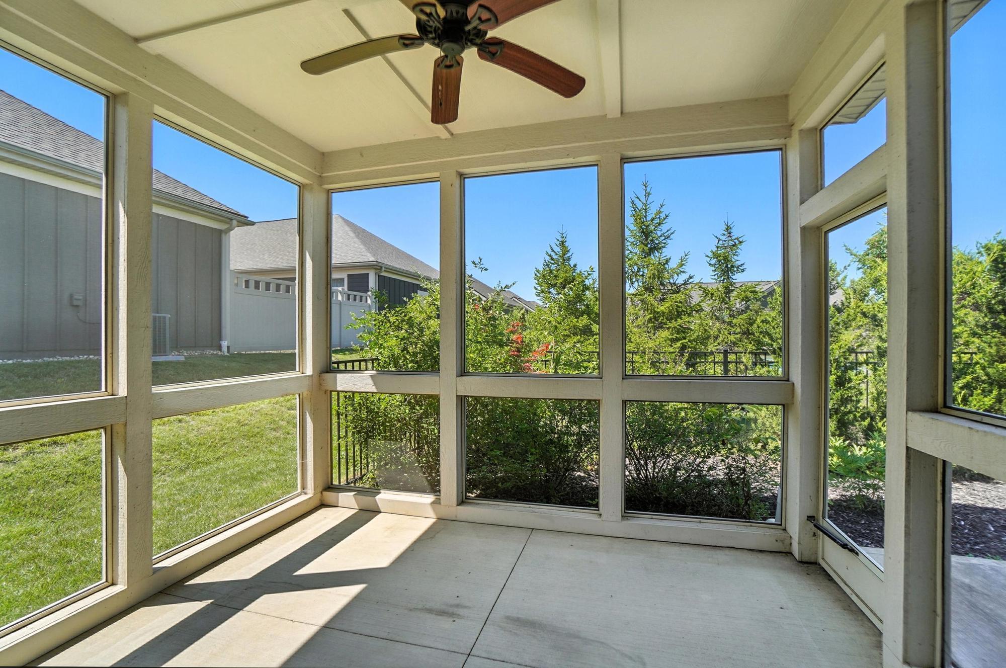 10543 Calla Lily Way