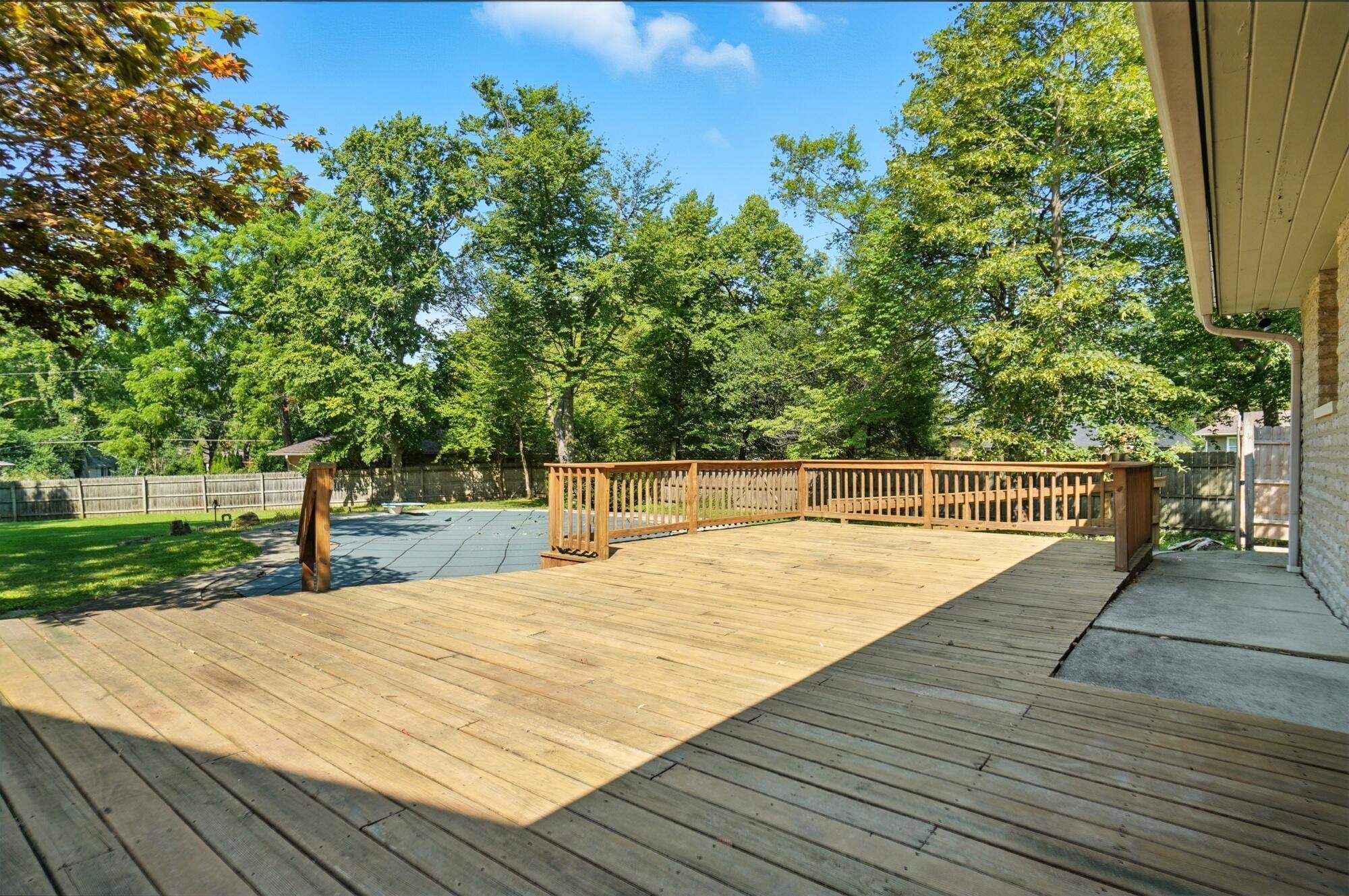 3885 Woodbridge Road